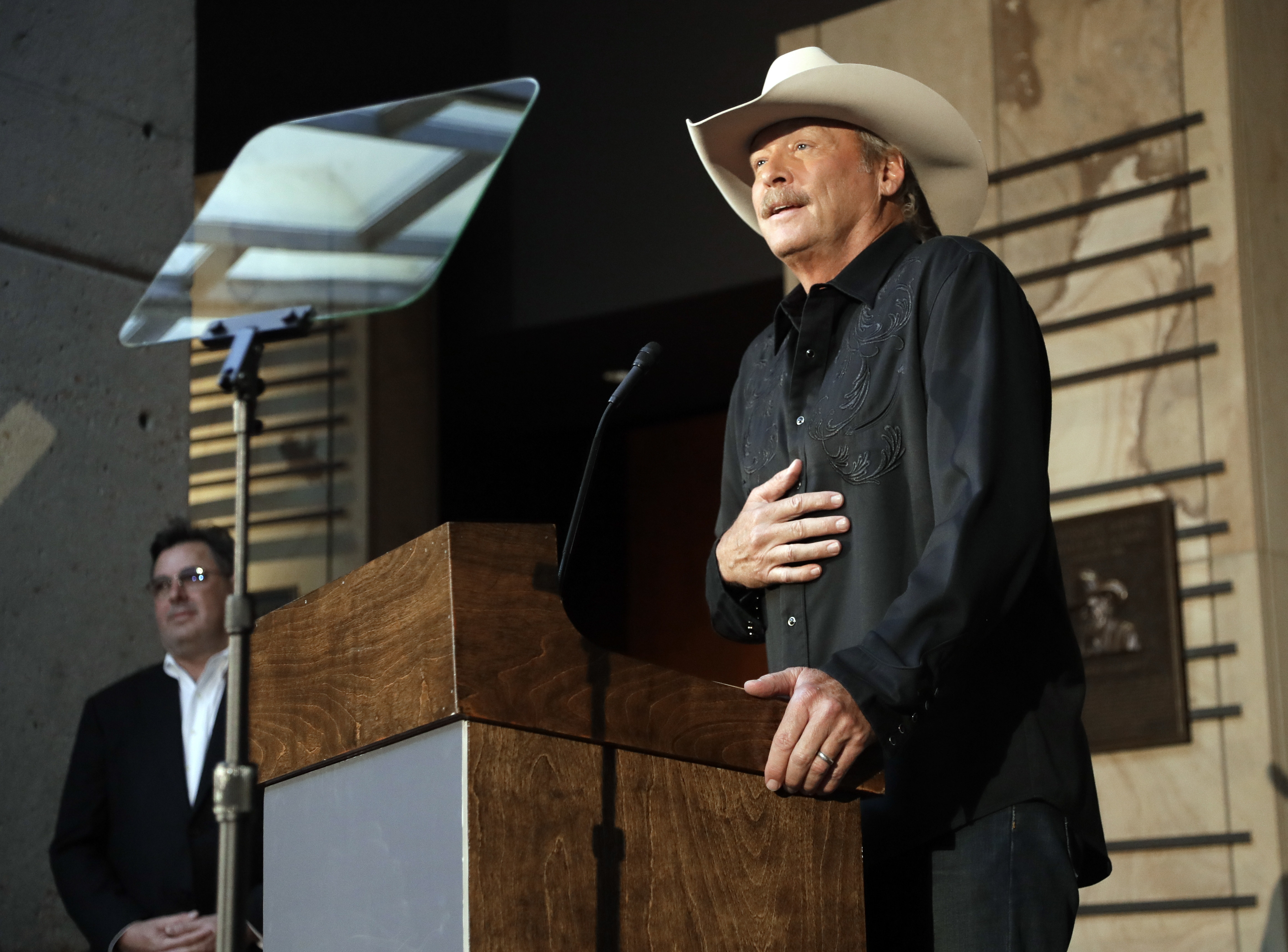 Alan Jackson, Jerry Reed, Don Schlitz to join Hall of Fame