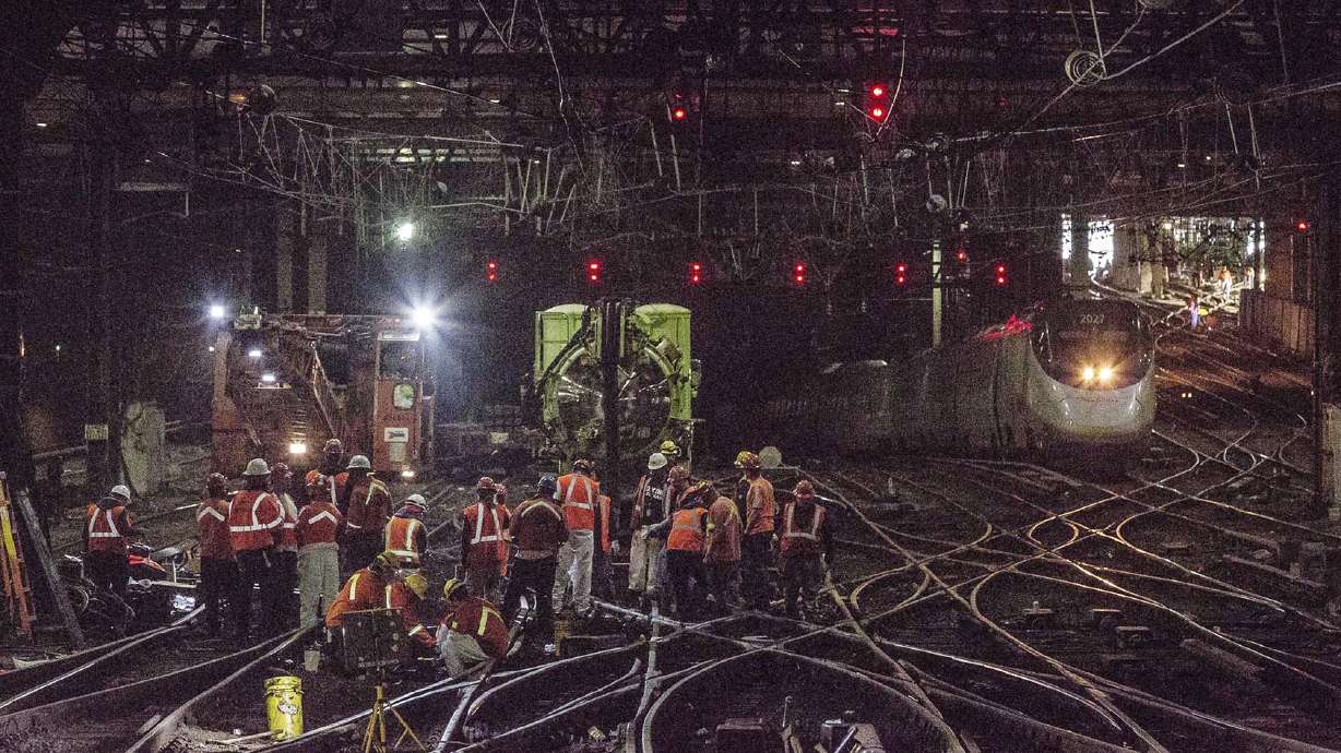 How a few pieces of wood wrecked travel throughout northeast