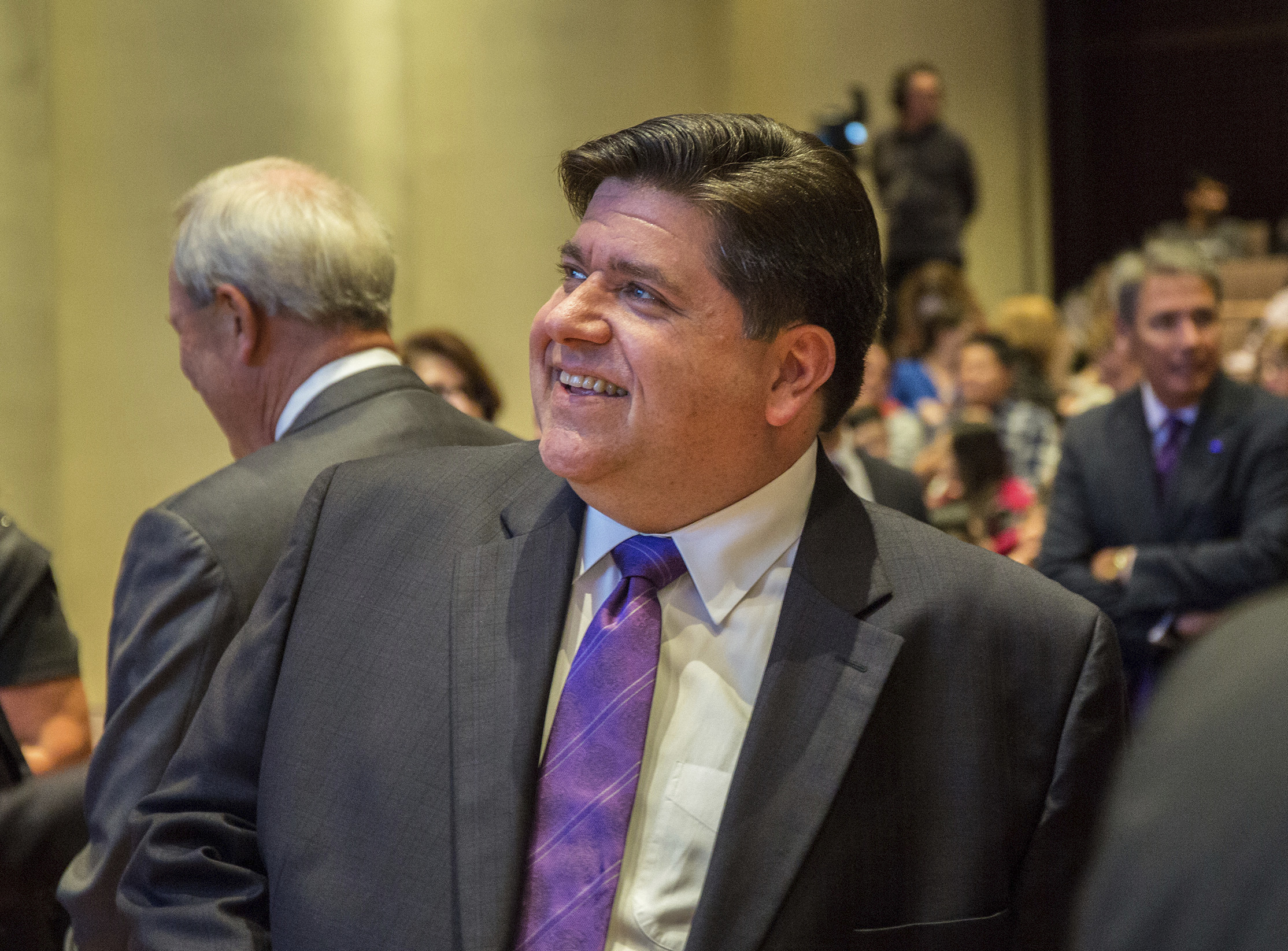 A look at the very rich men running for Illinois governor