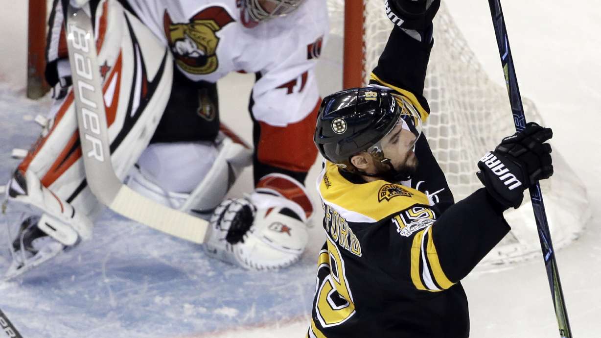 Senators beat Bruins 2-1 in shootout to pull ahead in chase