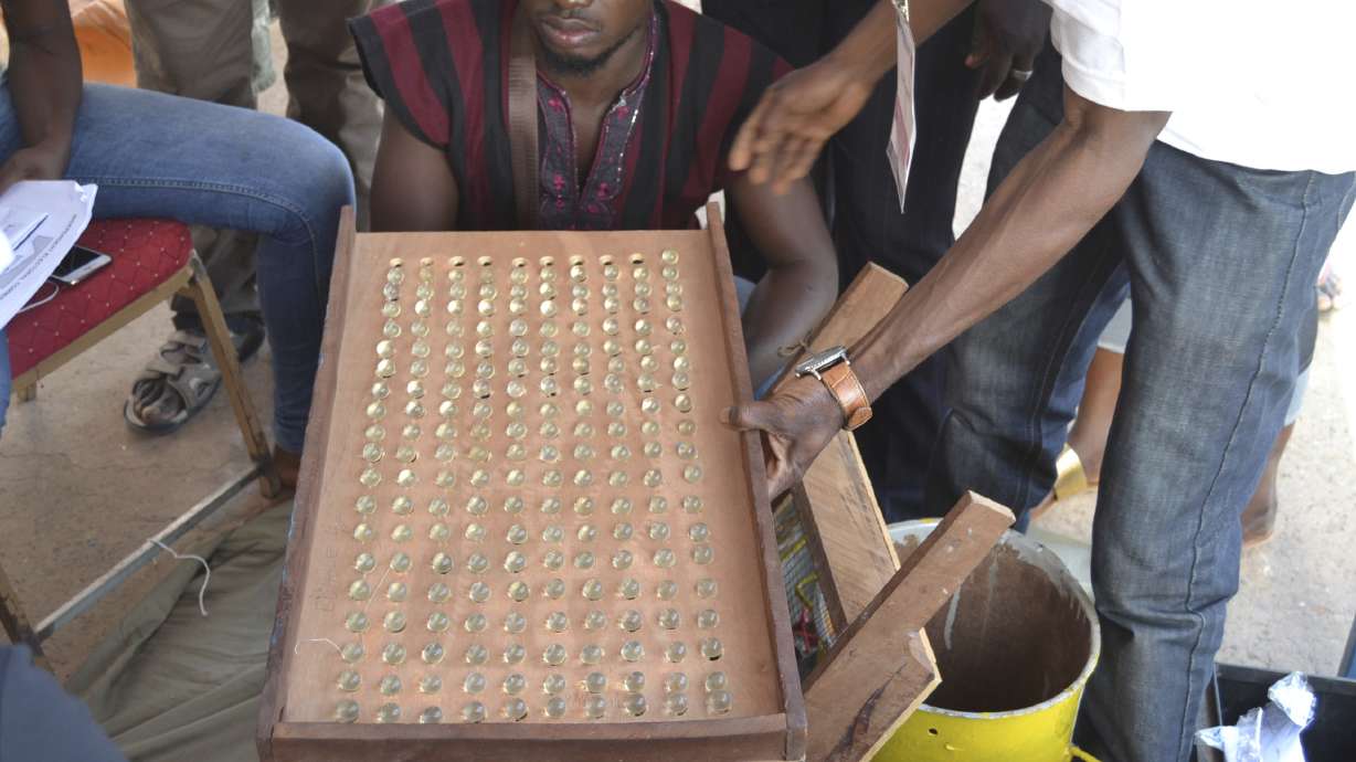 Gambia president's party takes majority in parliament