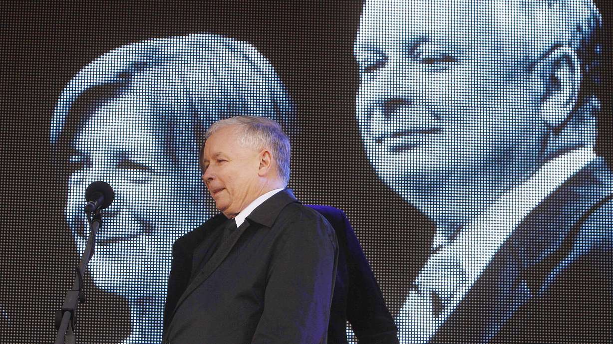 Poland marks anniversary of president's death in plane crash