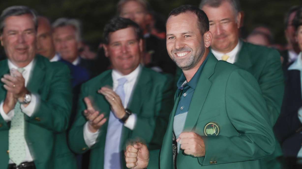 Masters-style green jacket bought for $5 sells for $139K