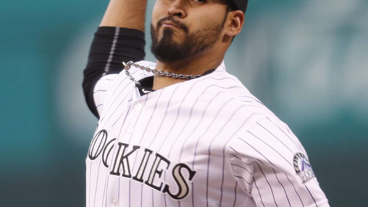 Rockies' Senzatela gets 1st win, to take ball to mom's grave
