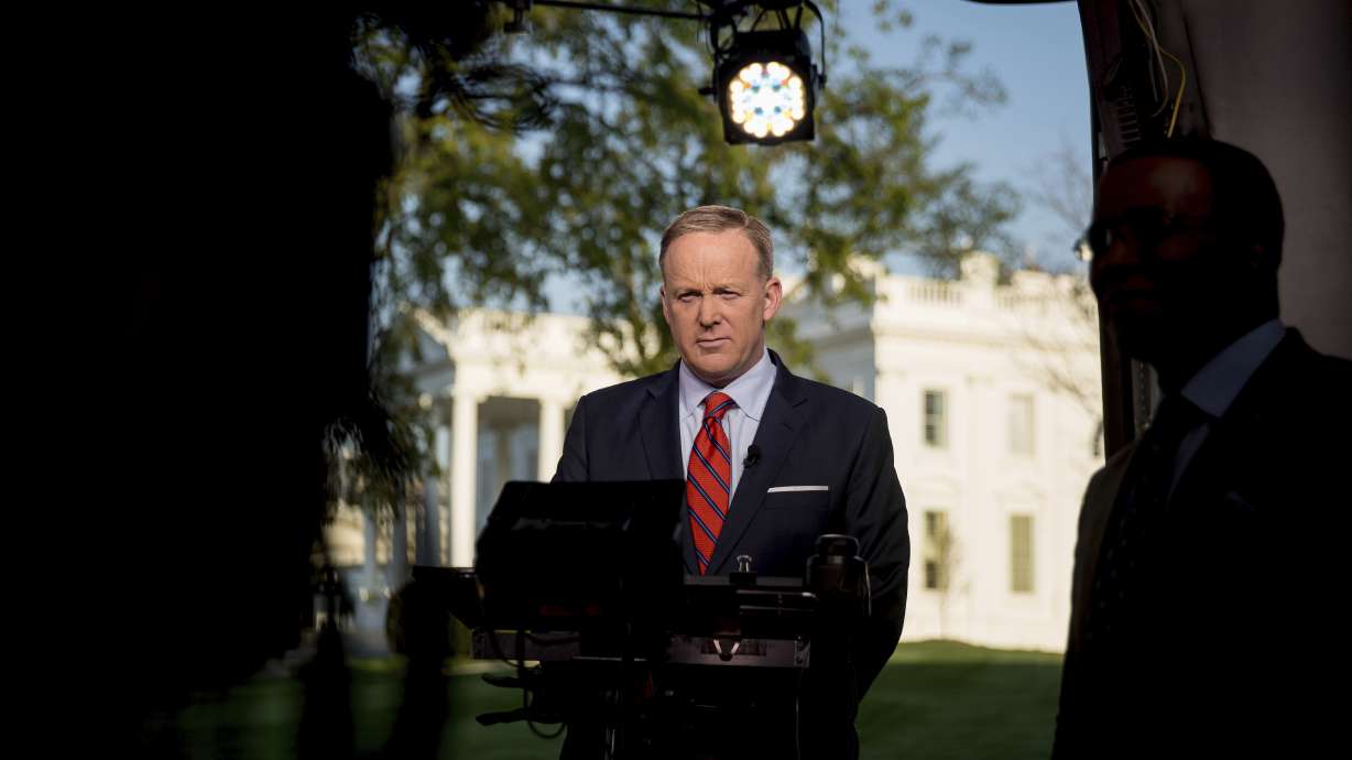 Who's who: Trump aides, associates drawing attention