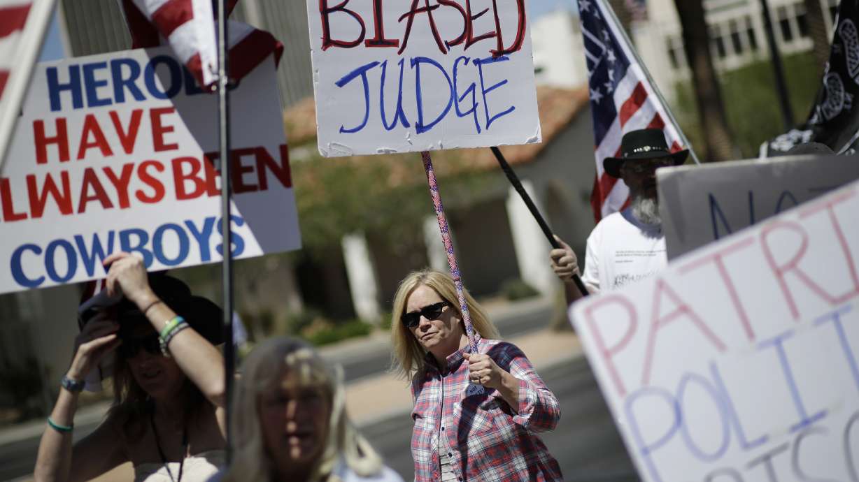 US jury in Vegas begins mulling Bundy ranch standoff case