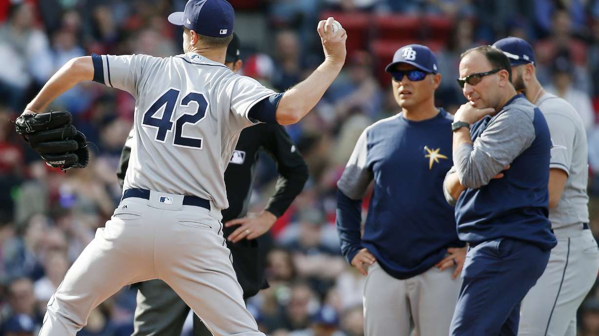 Sale gets 1st win with Red Sox; Moreland homers in 2-1 win