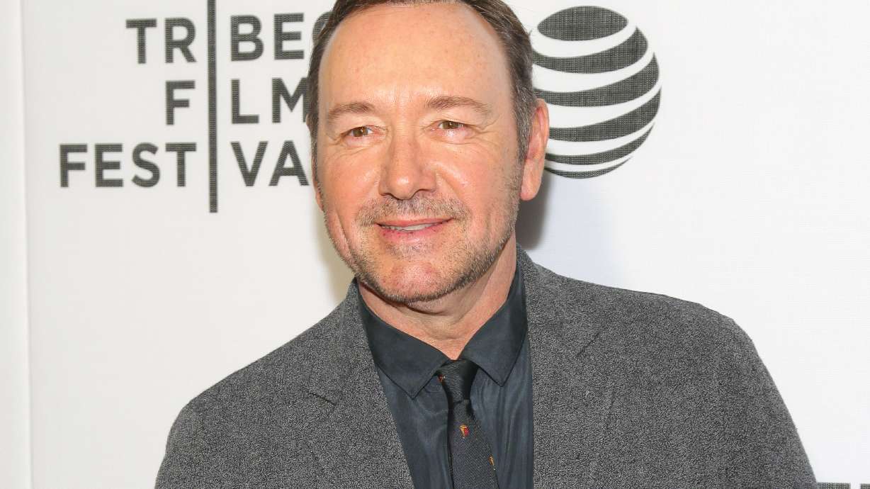 Movie and TV star Kevin Spacey to host the Tony Awards show