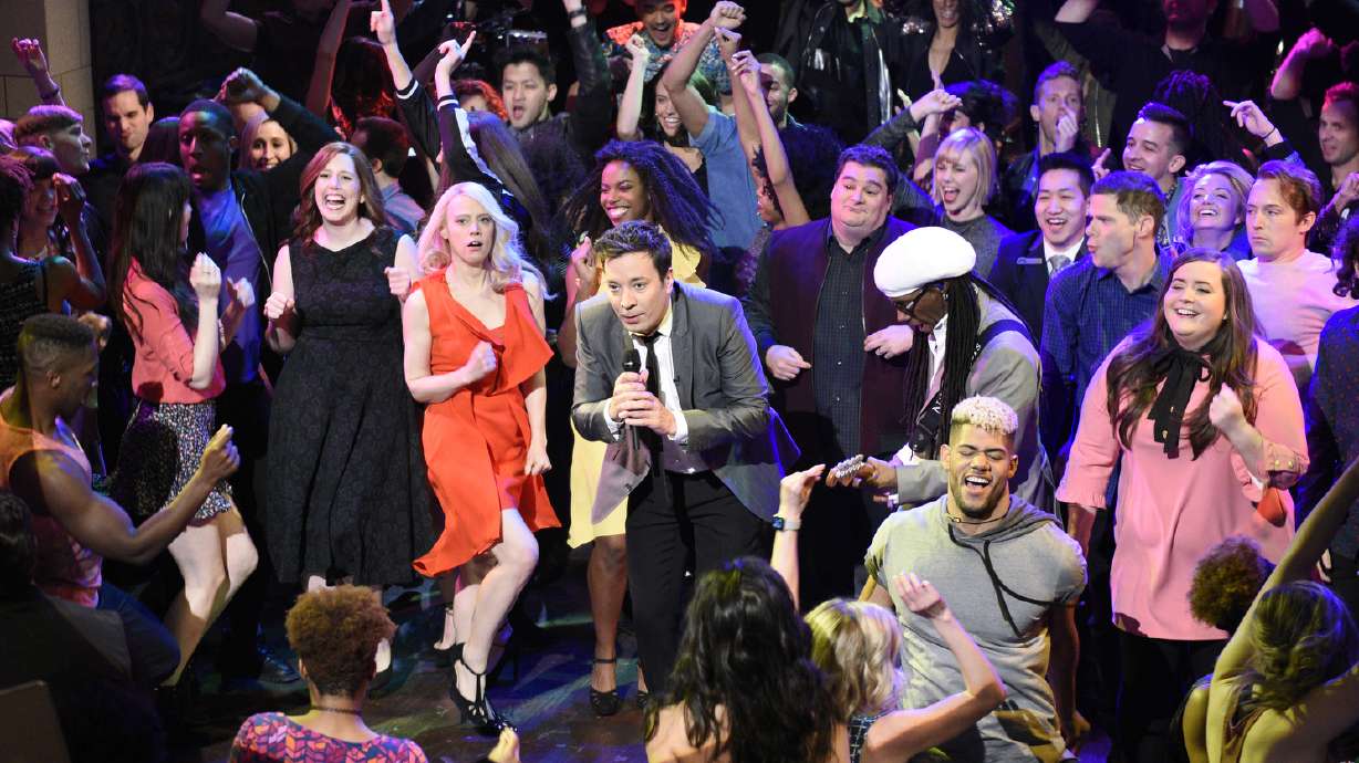 'SNL' time zone shift pays dividends with big boost