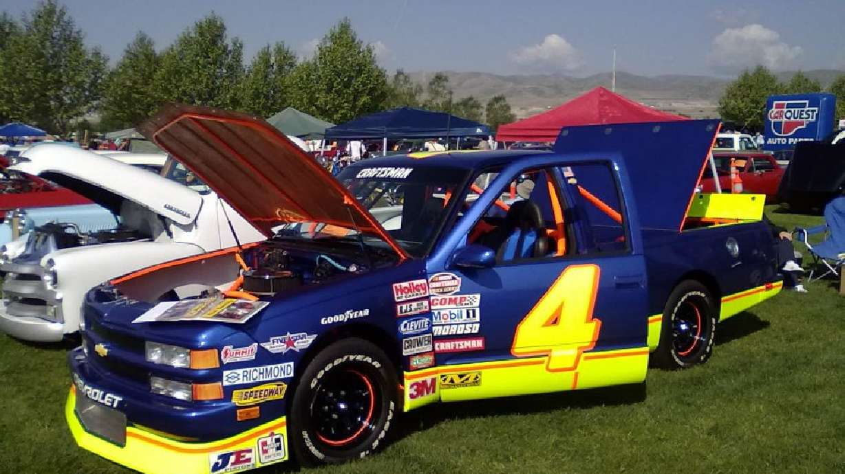 Lindon father, son spend 10 years building street-legal race truck