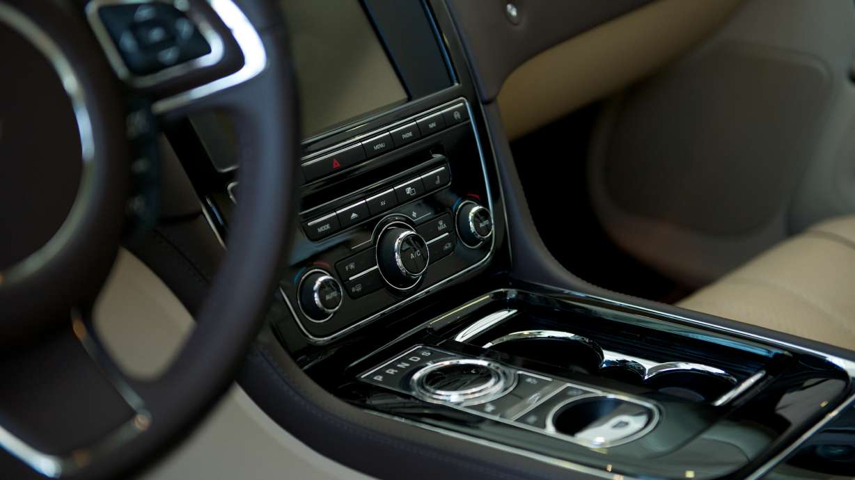 Car infotainment: not as smart as your smartphone, but getting smarter