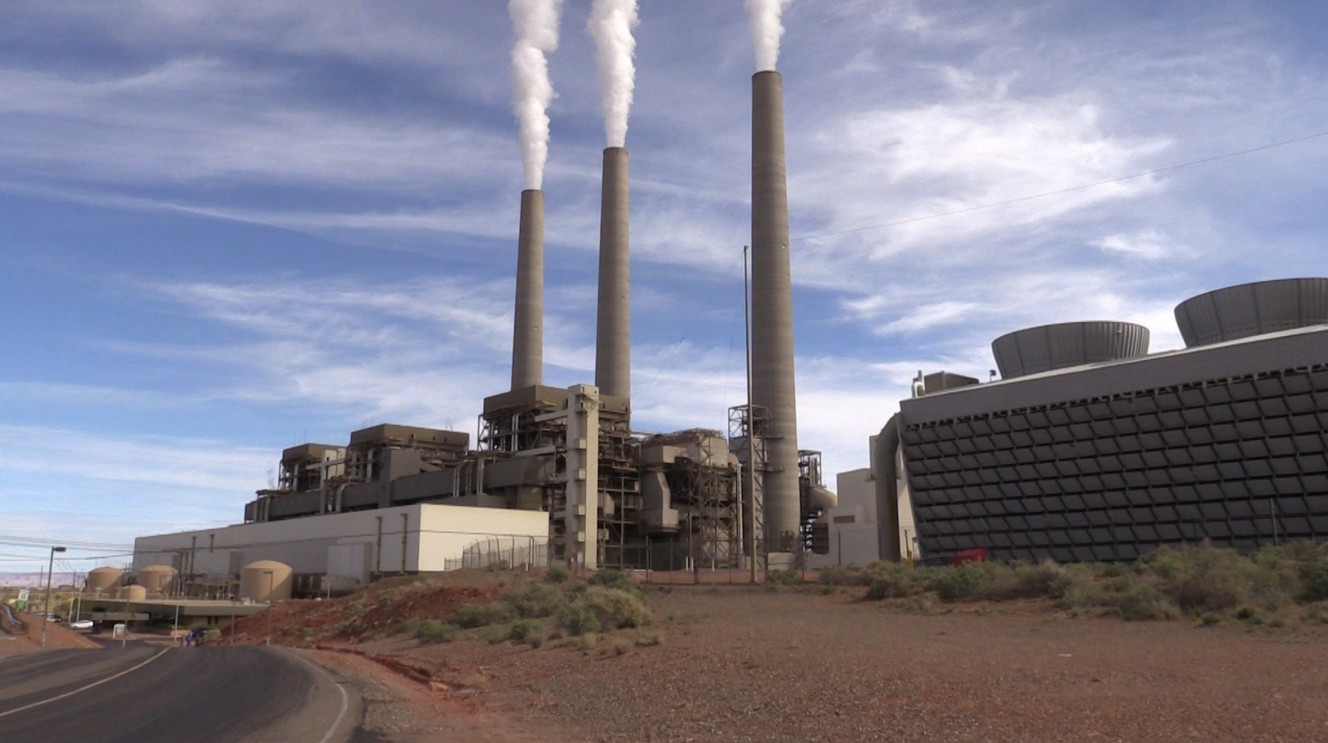 Earlier this year, the utilities that own the coal-fired Navajo Generating Station in Page, Arizona, voted to shut it down and demolish it, most likely at the end of 2019. The loss of job at the station and the coal mine that supplies it could be devastating on an already hard-pressed region. (Photo: John Hollenhorst, Deseret News)