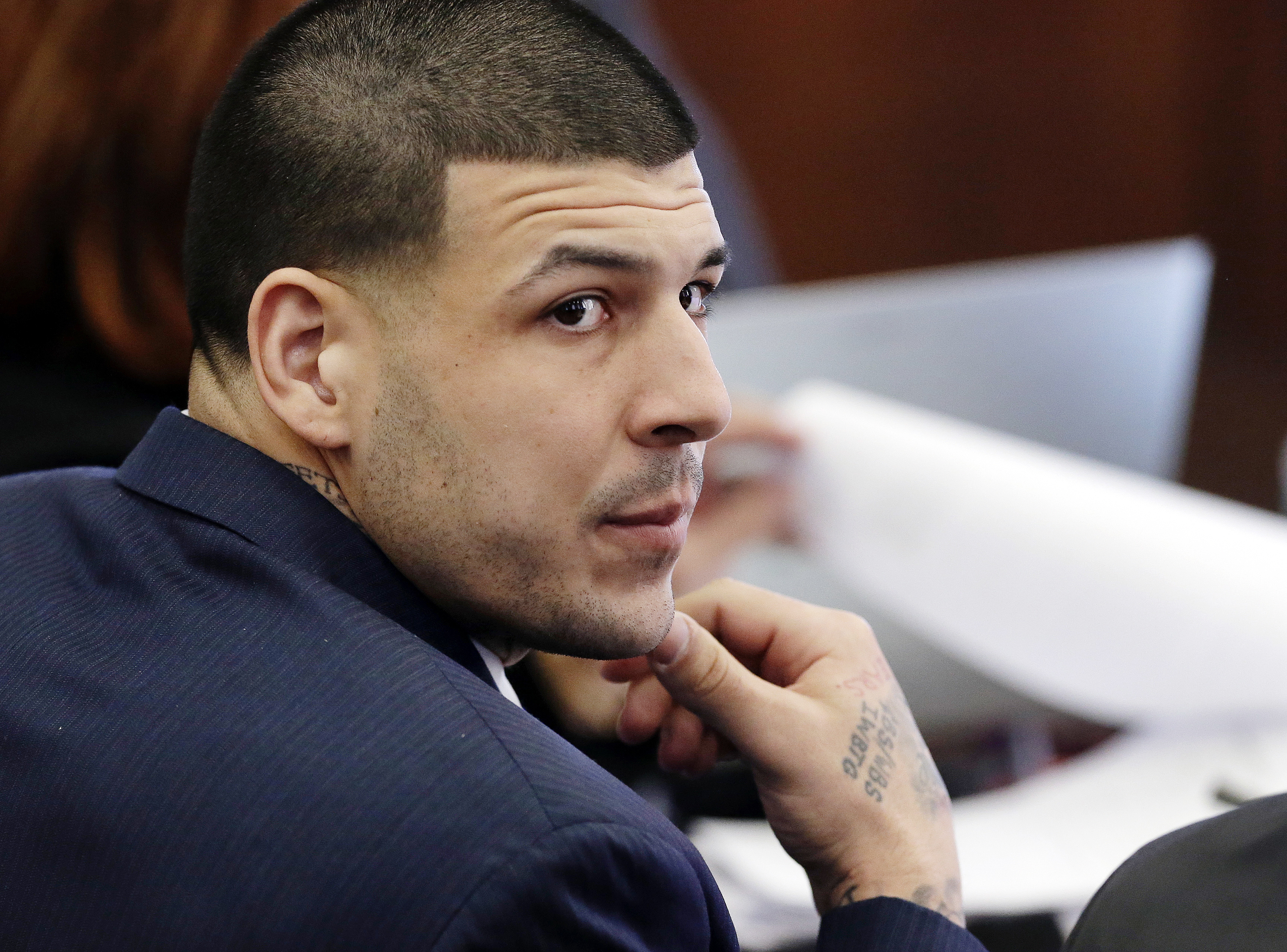 The Latest: Independent autopsy completed on Aaron Hernandez