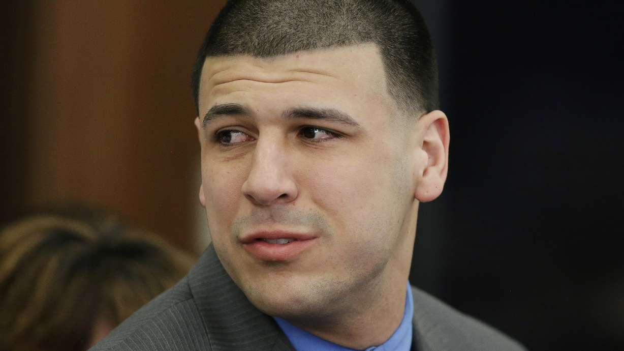 Aaron Hernandez friends, family turn out for private funeral
