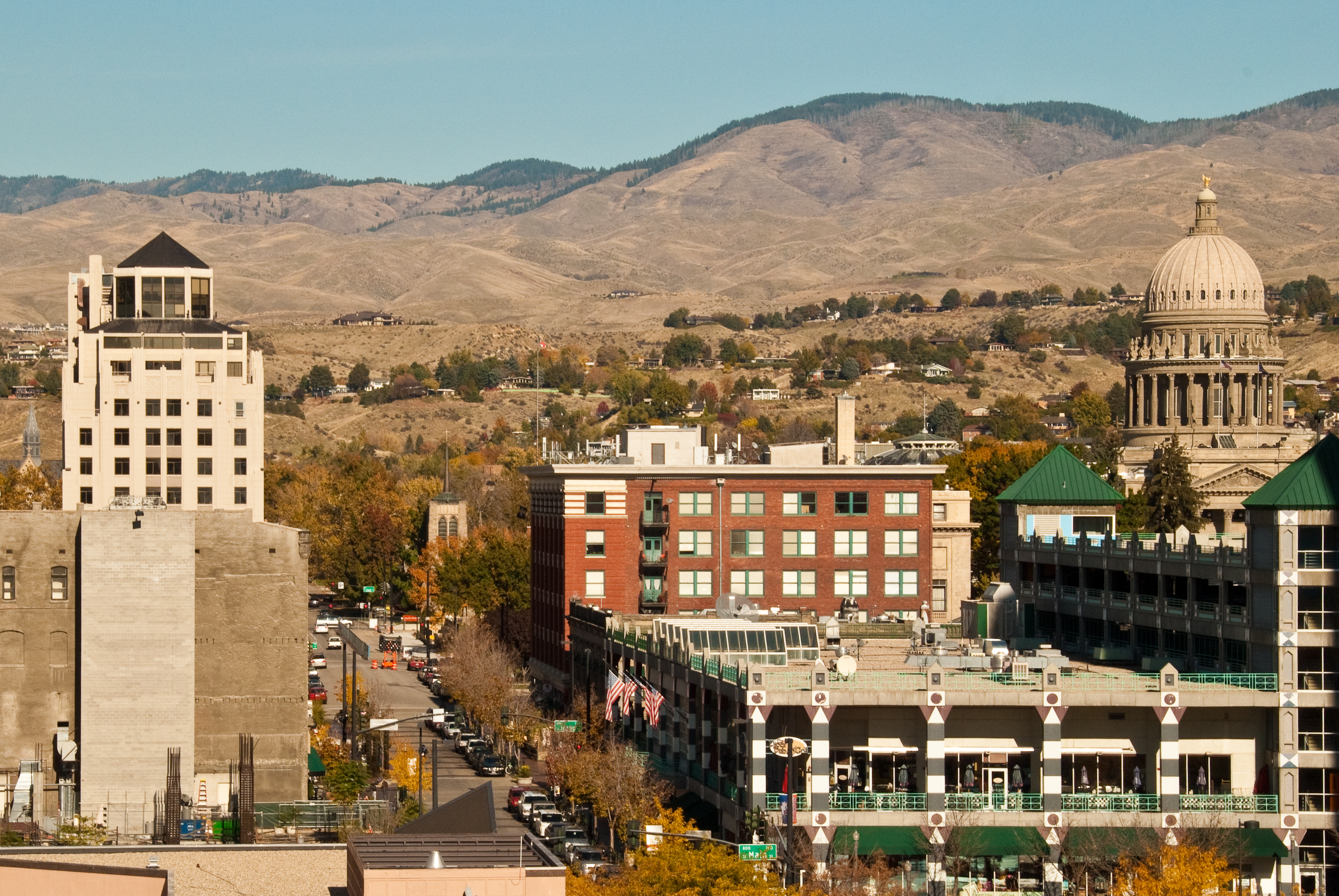 Idaho group clarifies after stating governor's 2018 plans