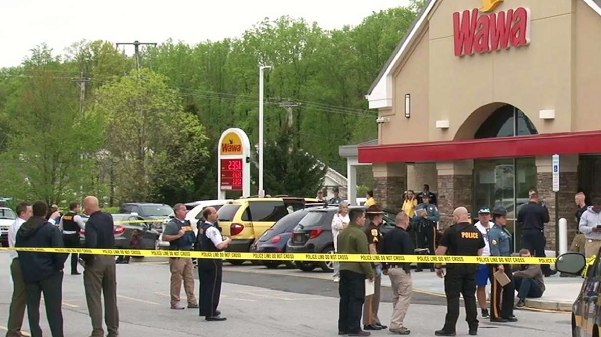 Delaware trooper fatally shot outside convenience store