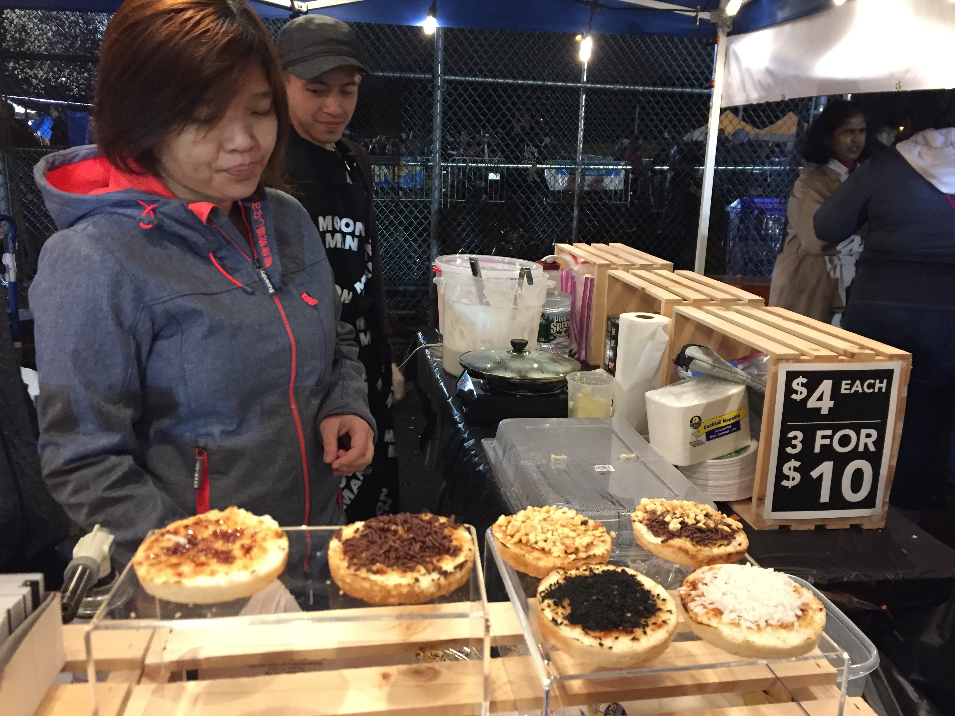 Sprawling nighttime food markets popping up in the US