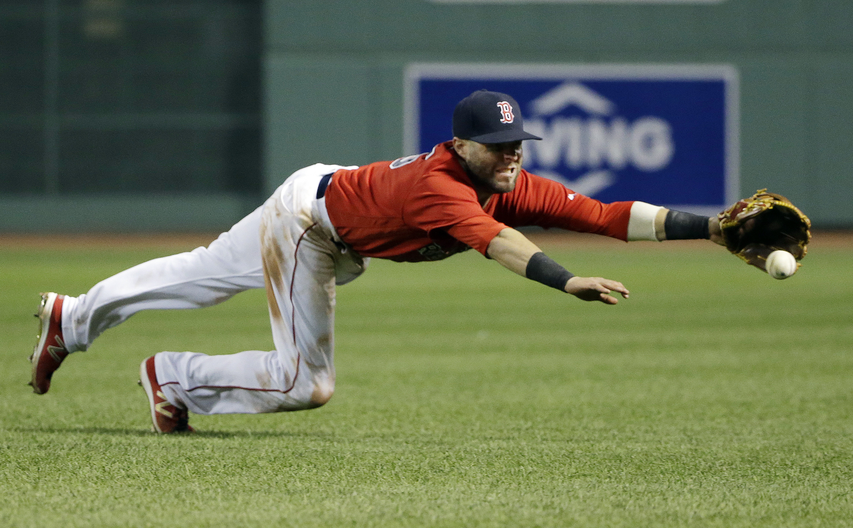 Red Sox get to Arrieta early, beat Cubs 5-4