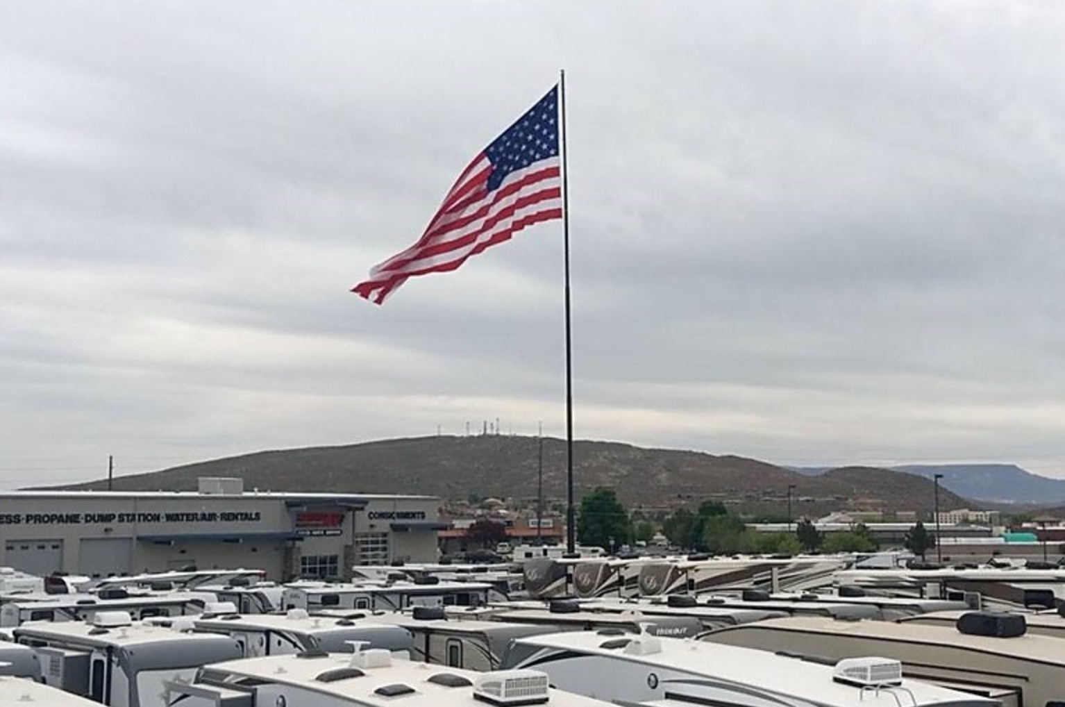 Old Glory flies high in southern Utah sky after flagpole controversy