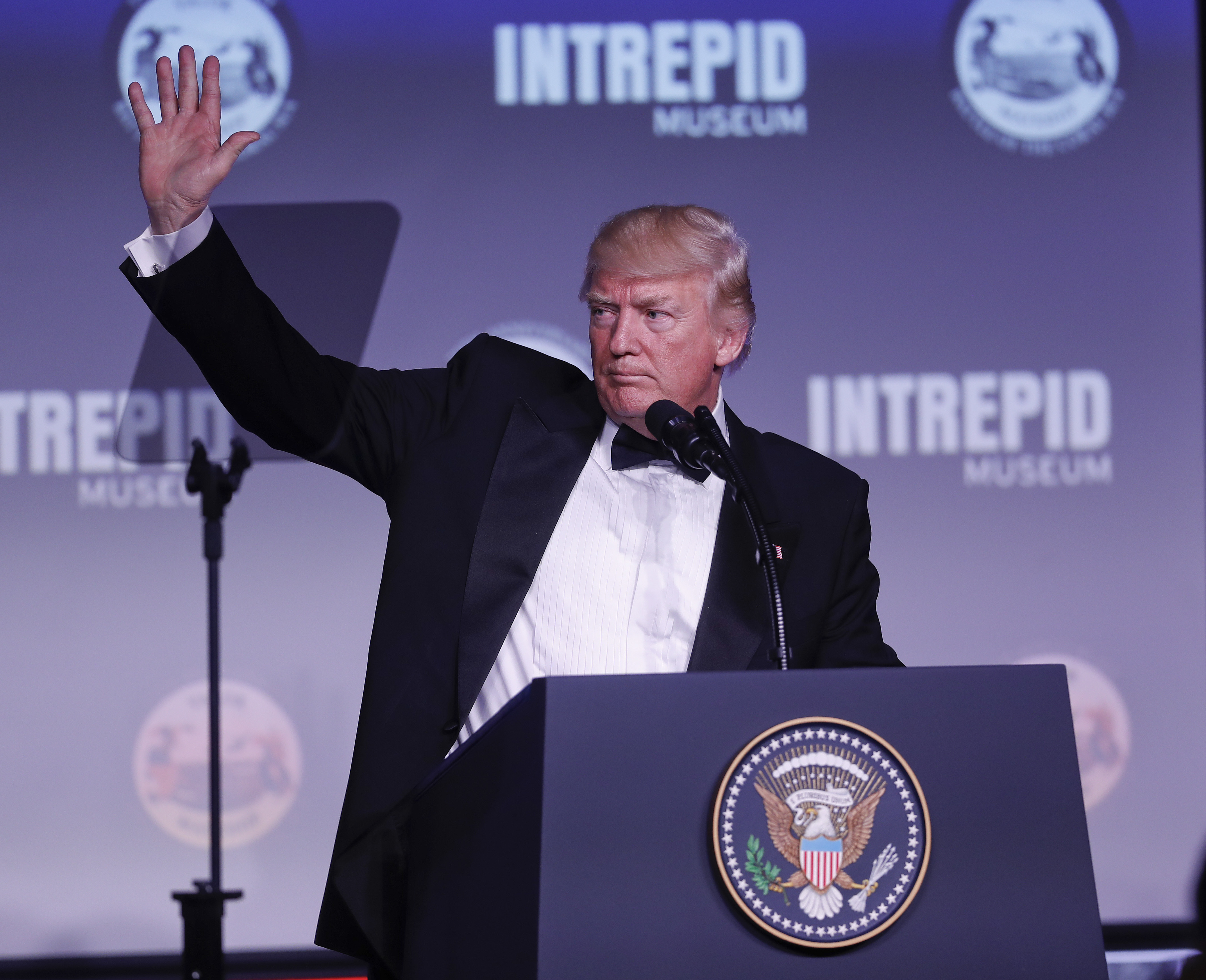 Trump celebrates Hill victory, relishes visit to hometown