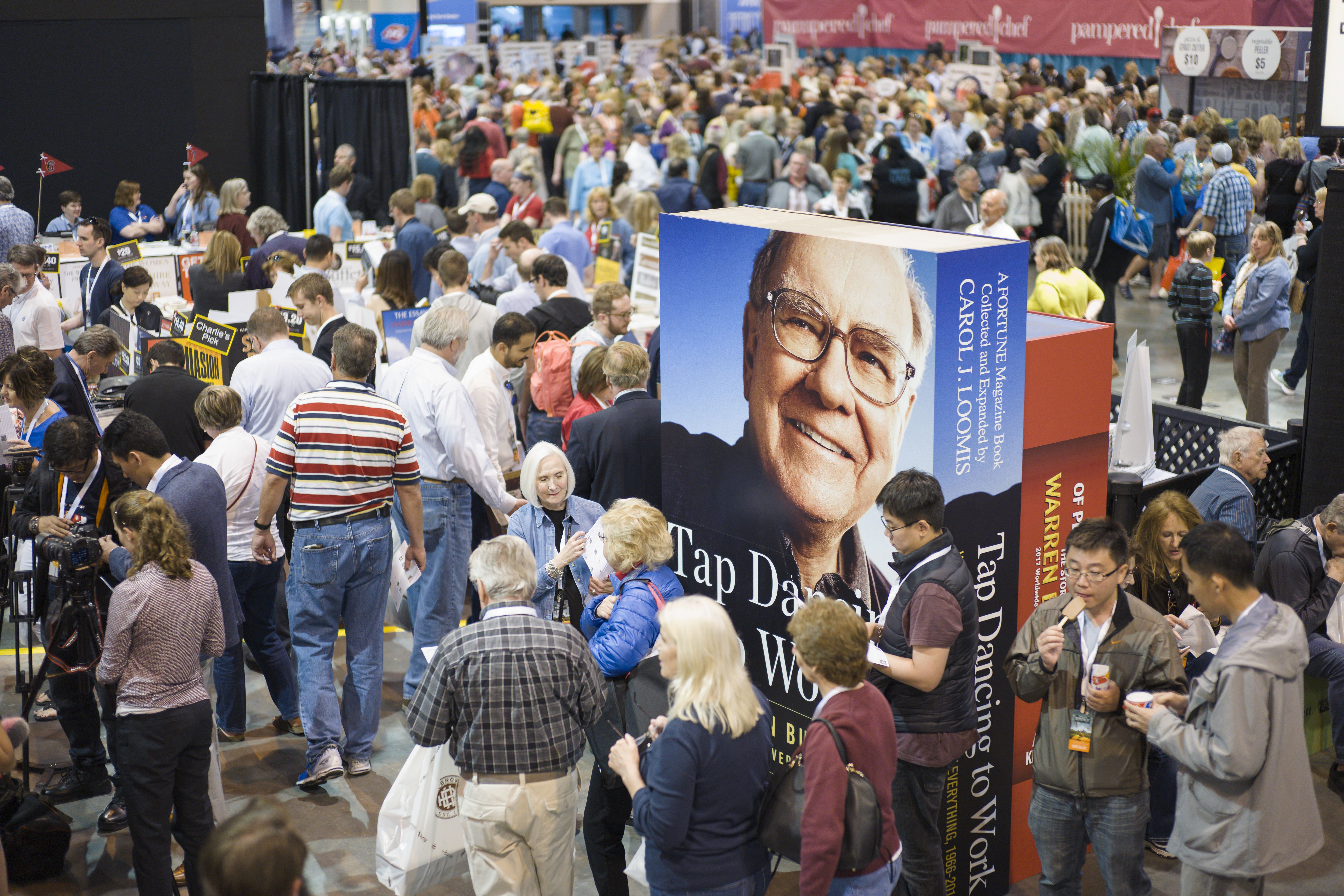 Profit down 27 percent at Buffett's firm on investment gains