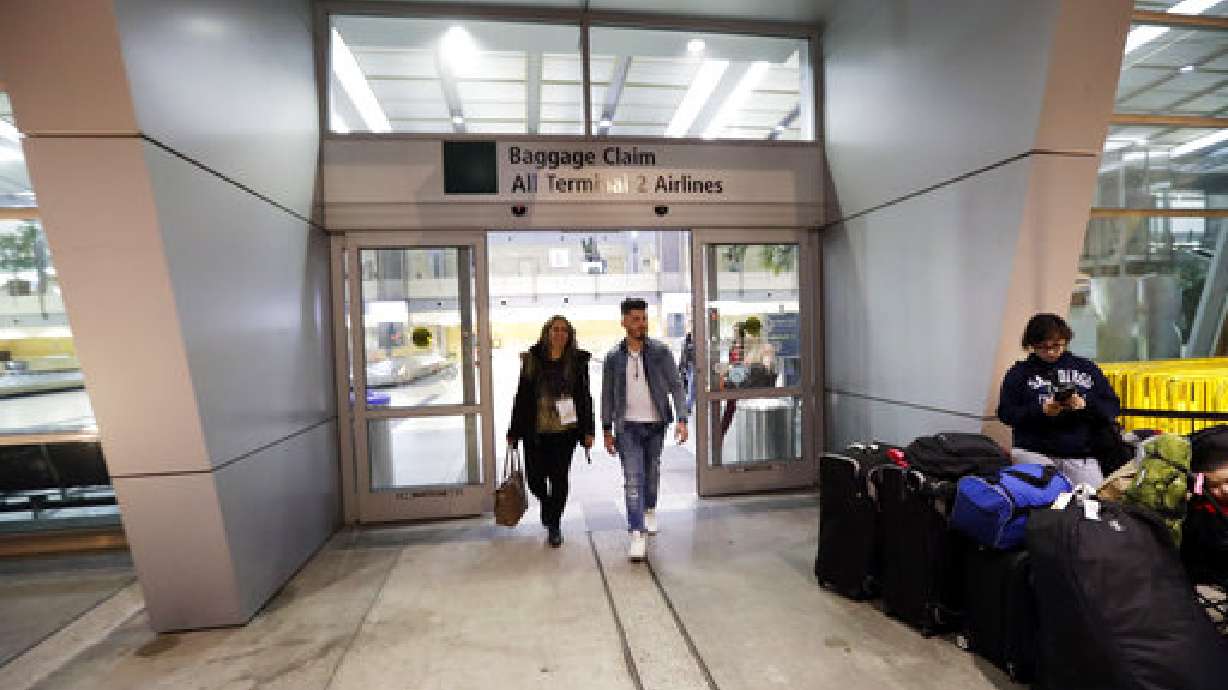 Travel ban arguments focus on Trump's comments about Muslims