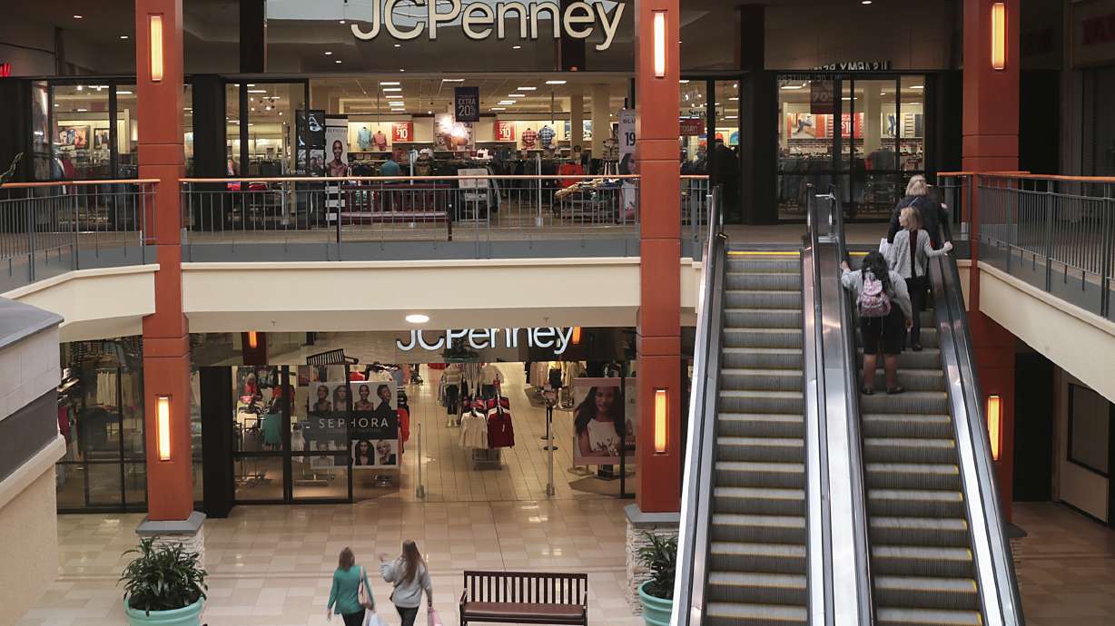 Retail funk: Stores face biggest challenges since recession