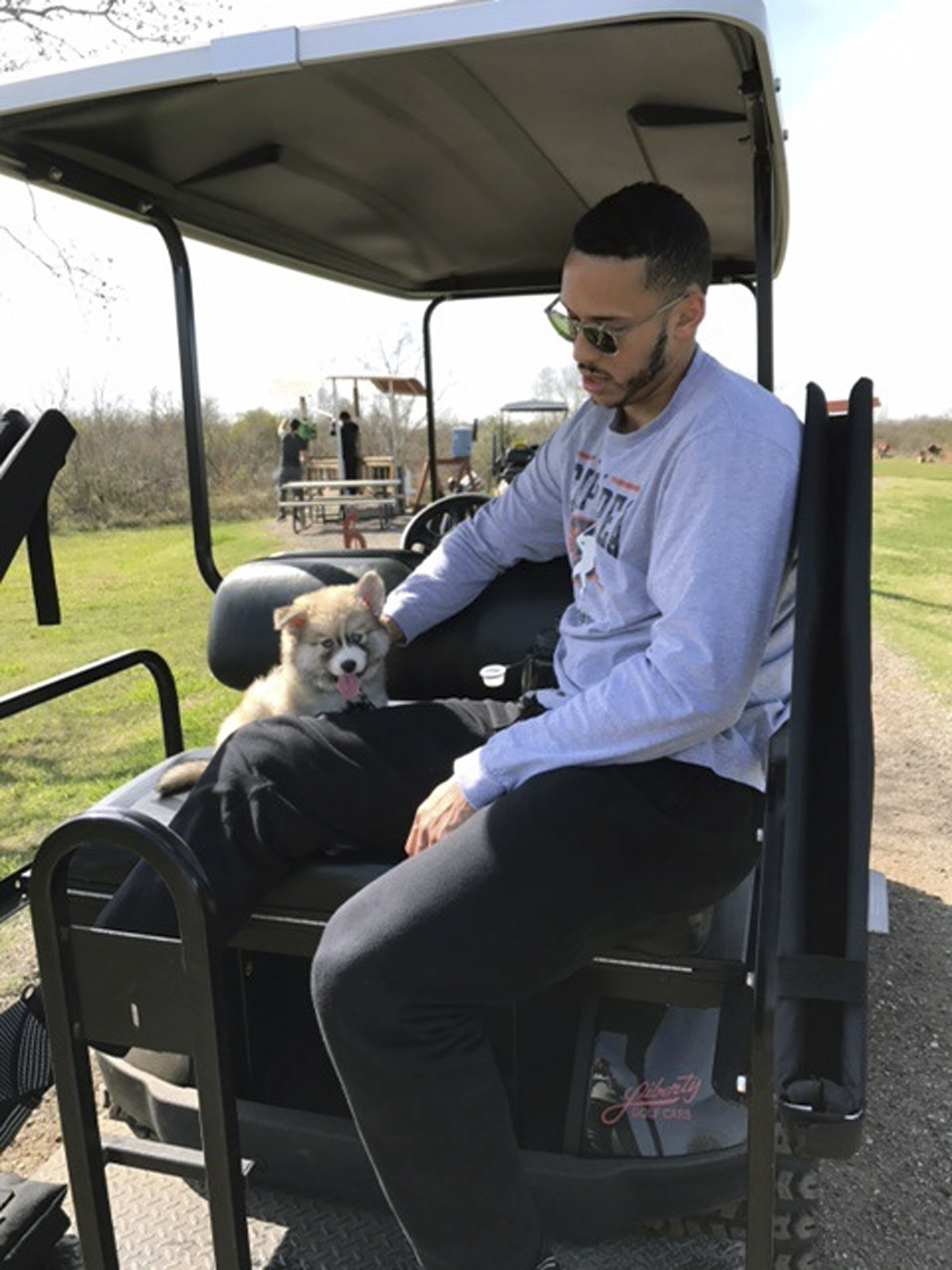 Astros star Carlos Correa adds a pup to the family
