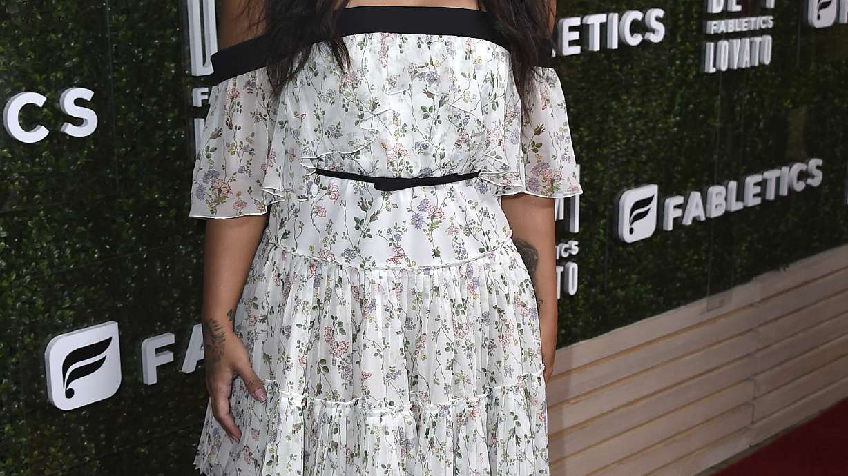 Demi Lovato, Kate Hudson collaborate on workout clothes