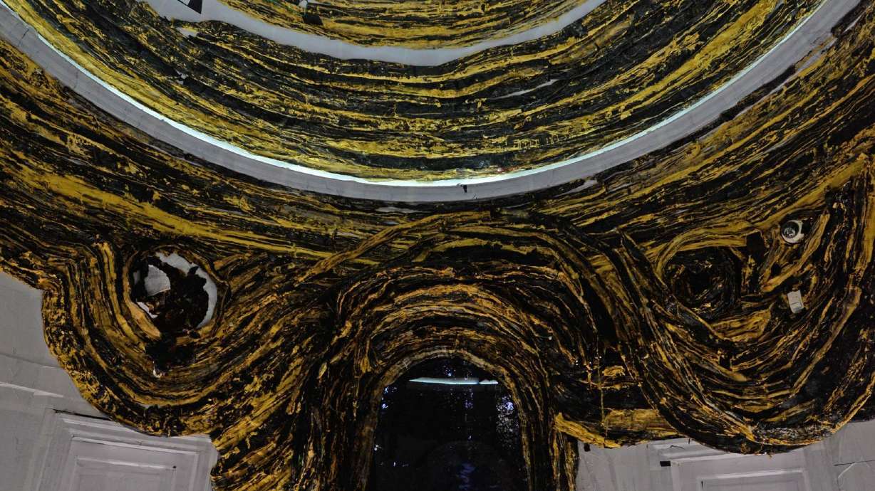 At Venice Biennale, American artist engages social issues