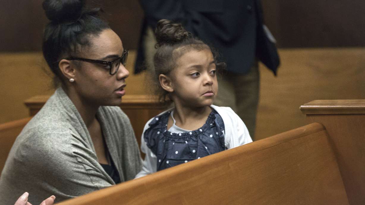Fiancee: Aaron Hernandez thought he was going to be freed