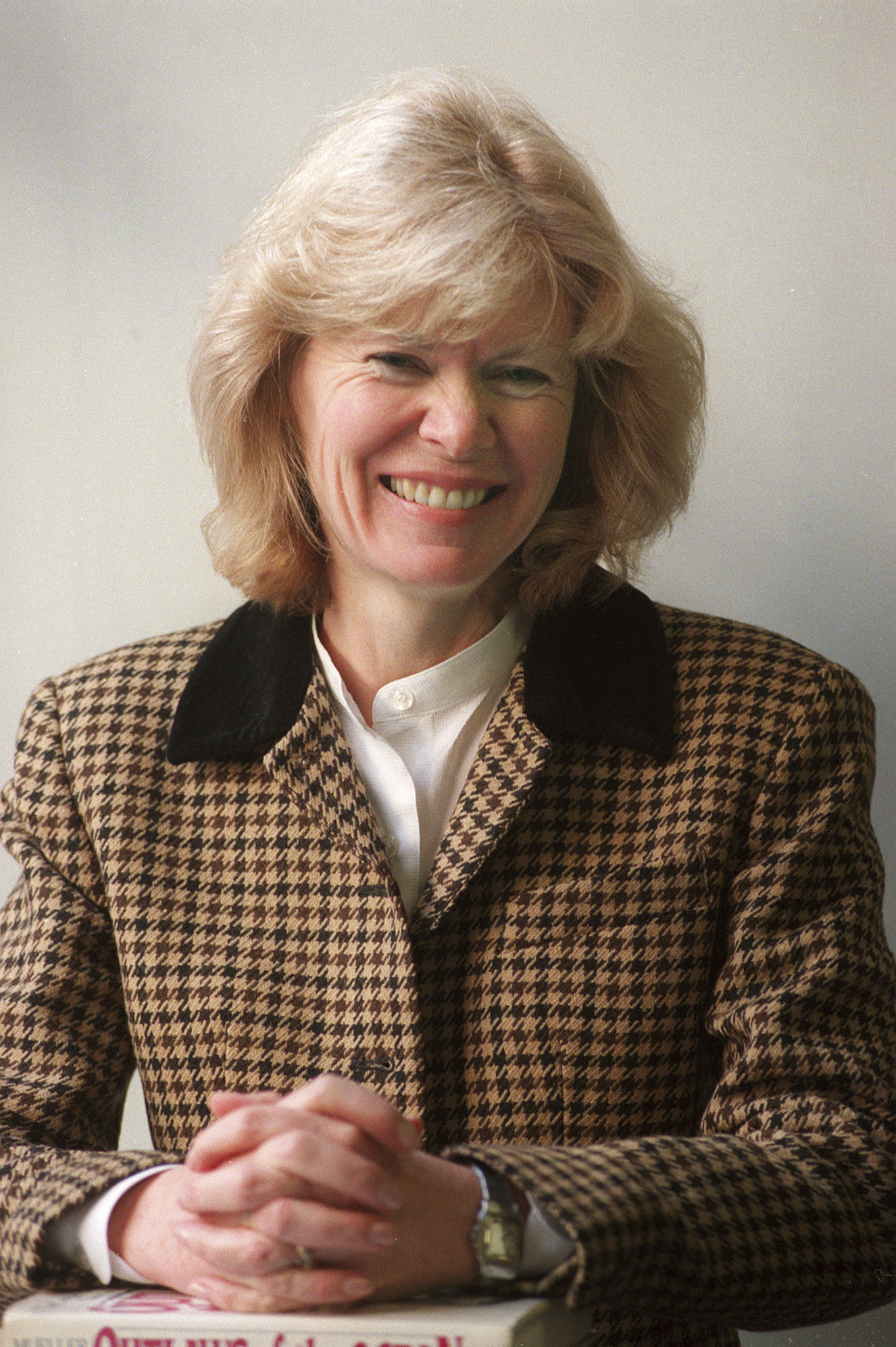 Sally Jacobsen, AP's first female international editor, dies
