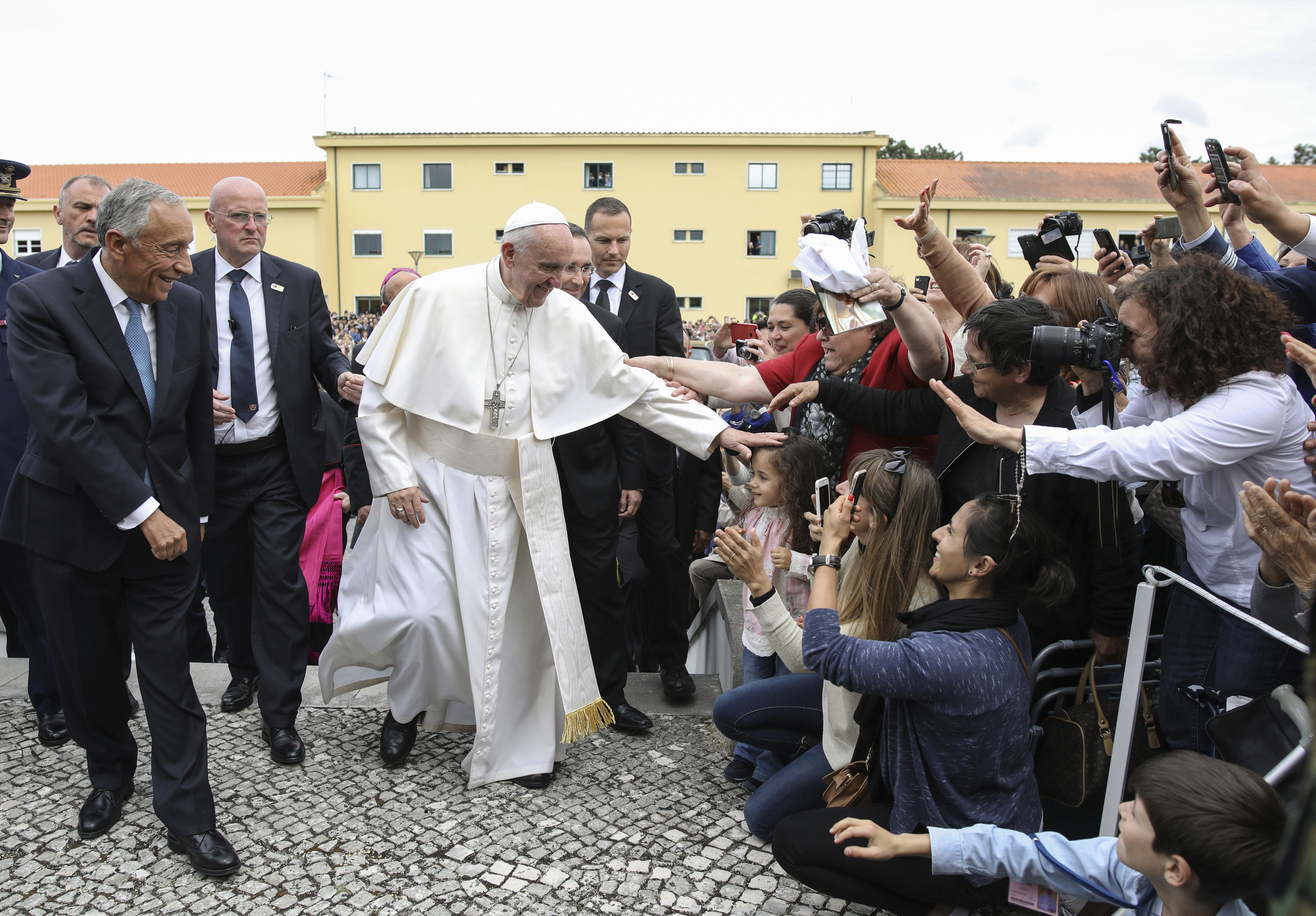 Pope nixes Medjugorje visions but says shrine has benefits