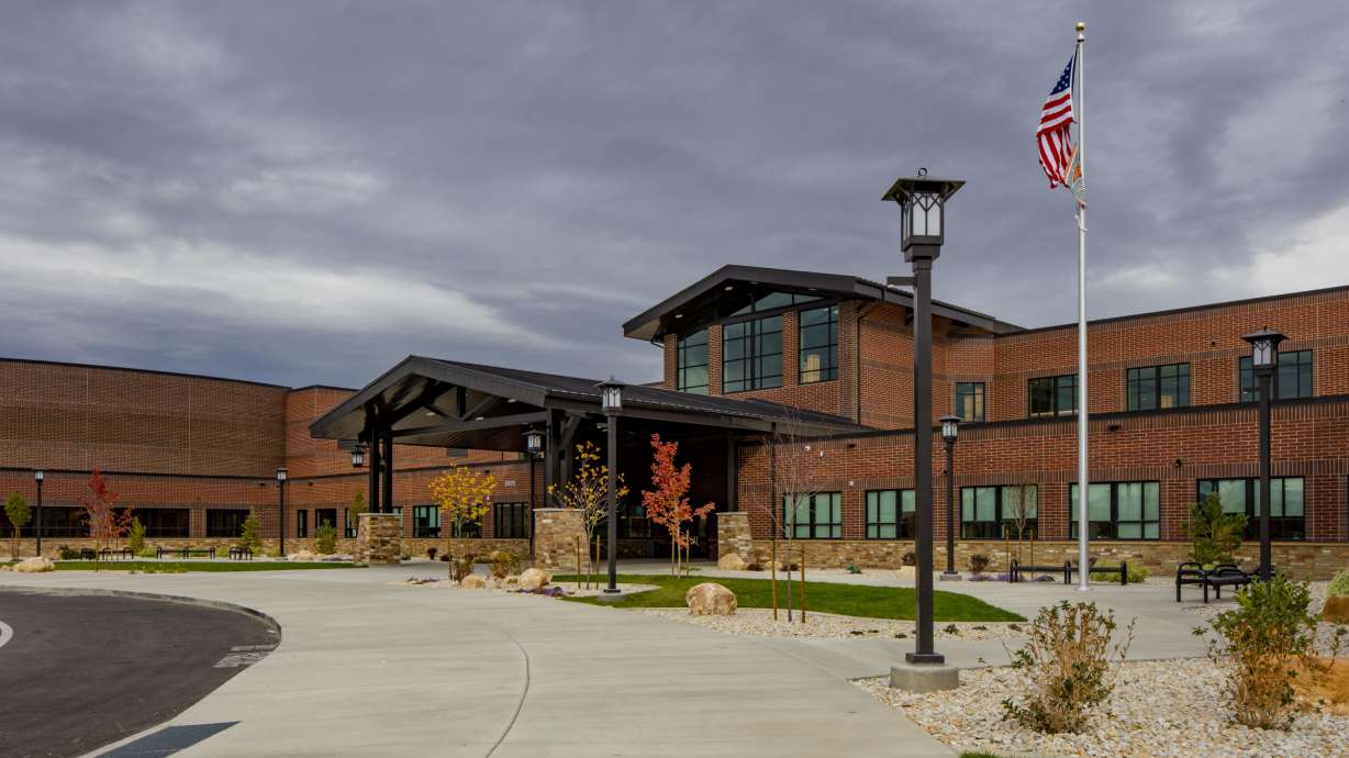 1st-year high school, Skyridge, shines in athletics