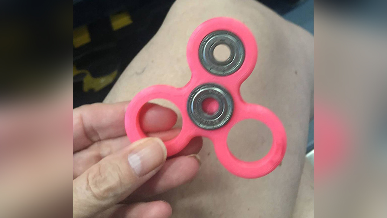 Texas girl chokes on fidget spinner part