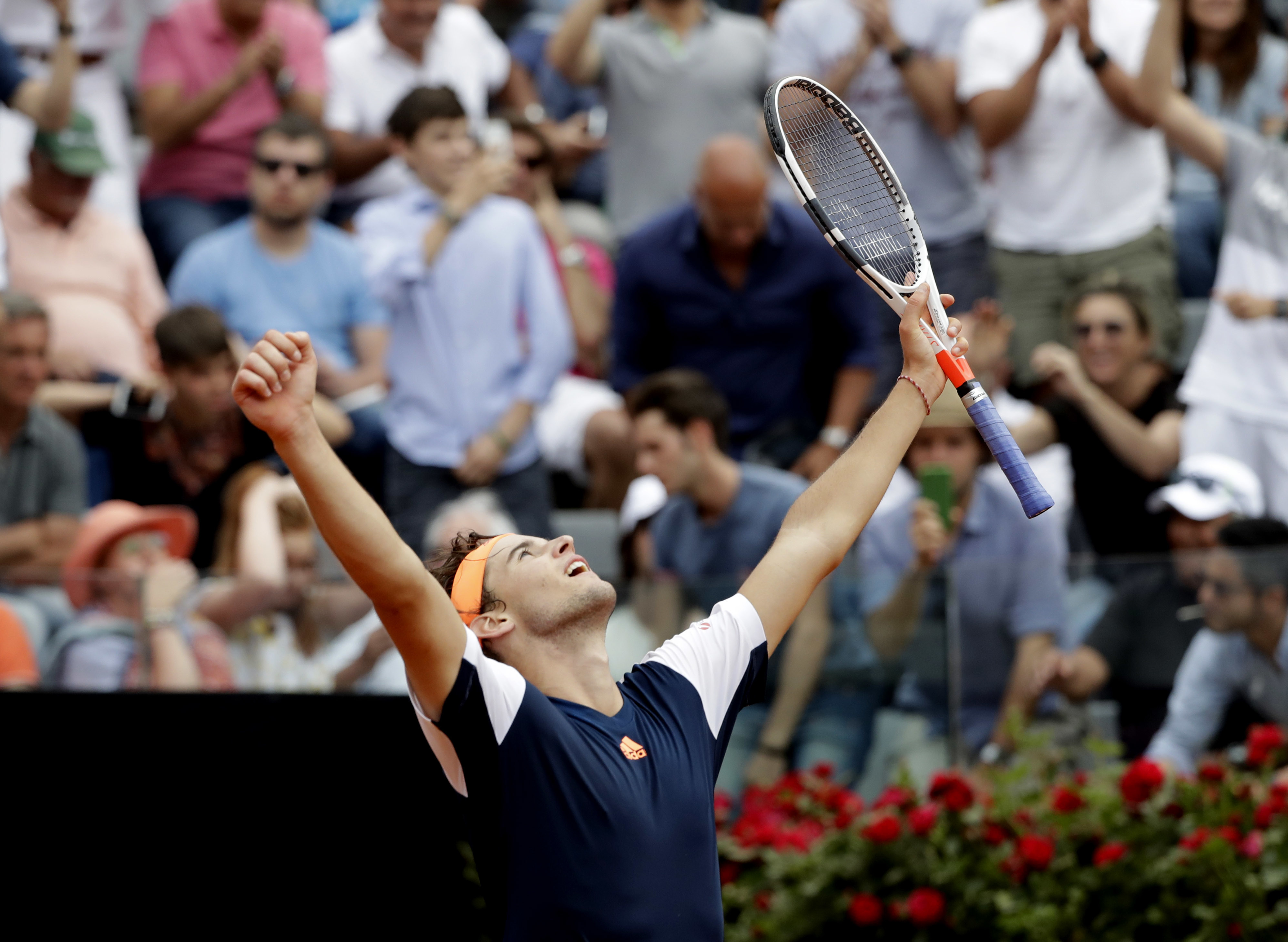 Nadal's winning streak on clay ends, Venus loses in Rome