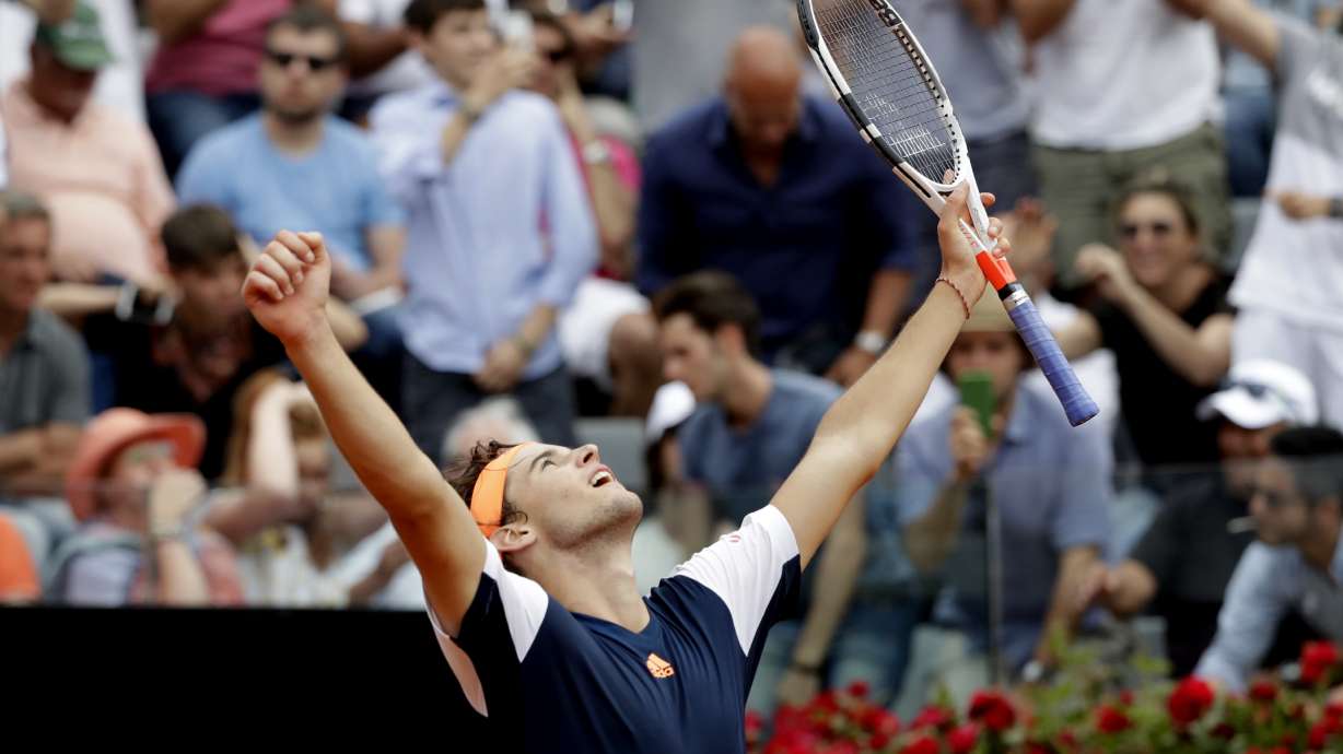 Nadal's winning streak on clay ends, Venus loses in Rome