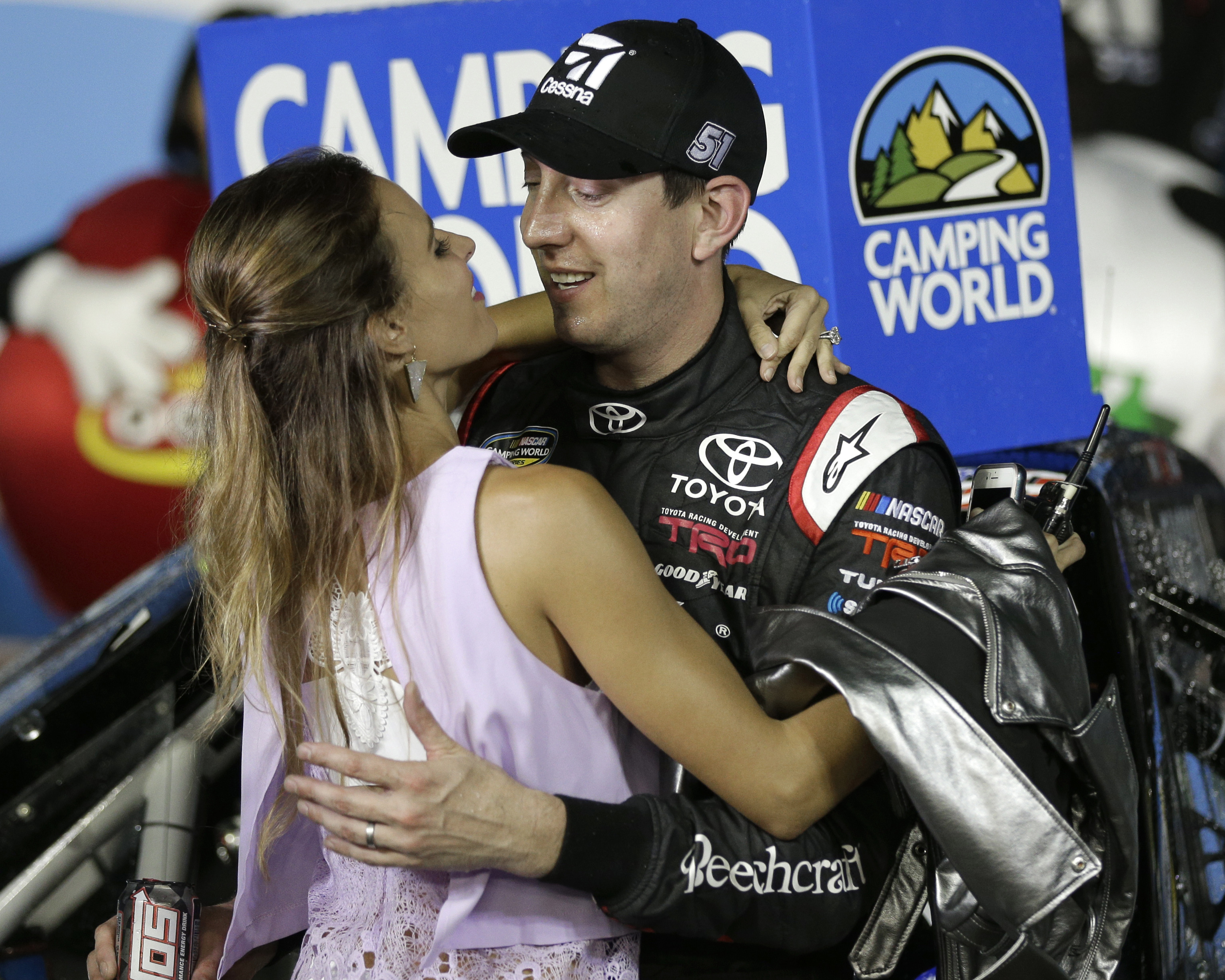 Kyle Busch wins Truck race at Charlotte Motor Speedway
