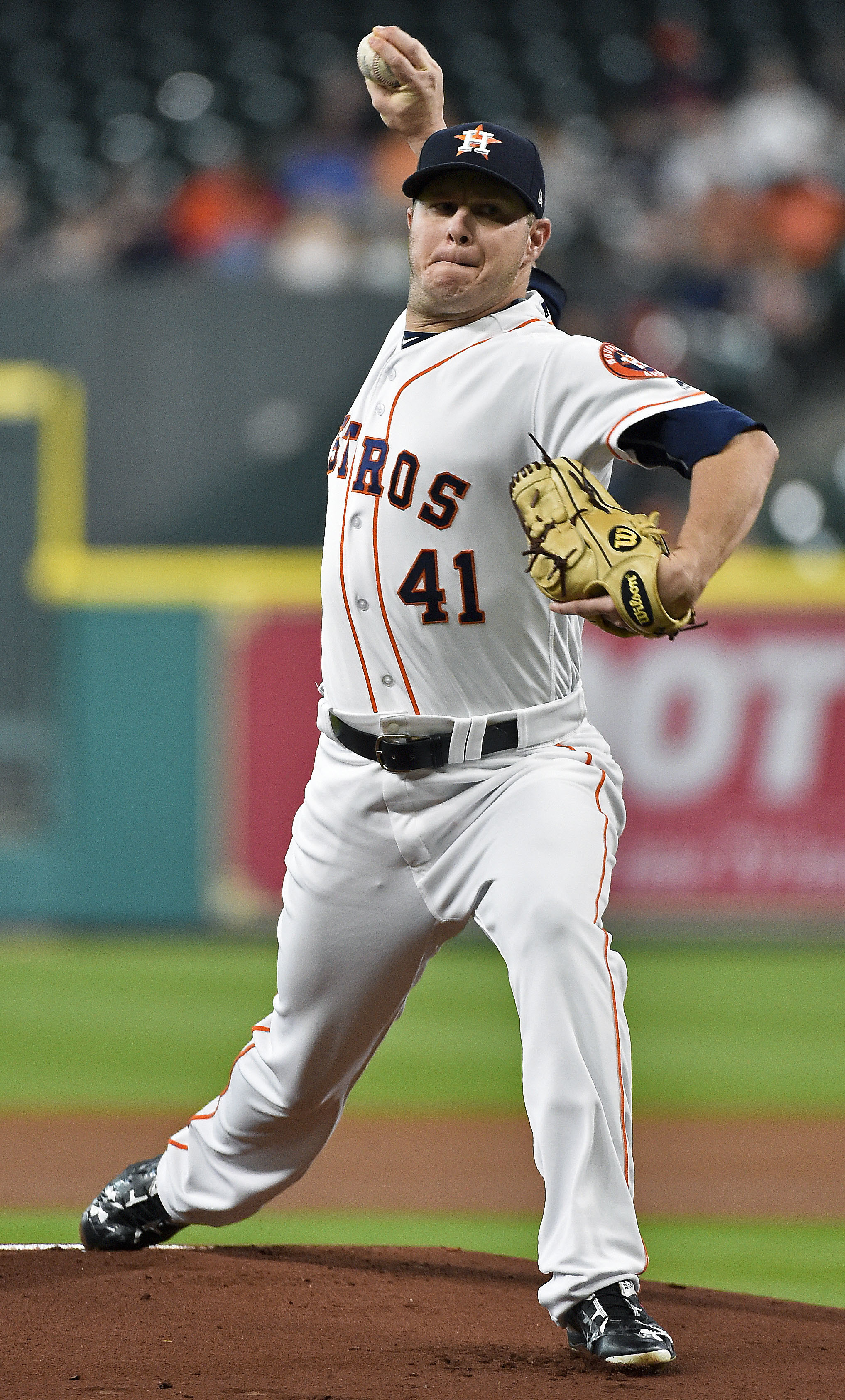 Peacock, Astros 1-hit Tigers to 1-0 win