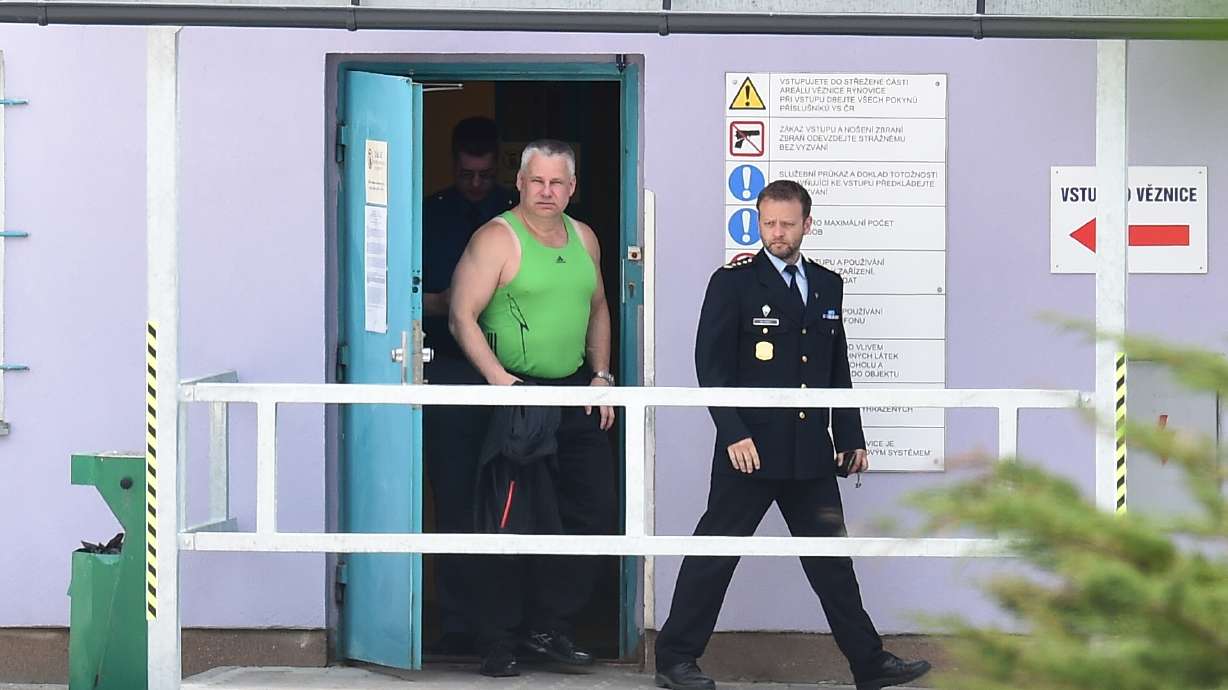 Czech president pardons convicted contract murderer
