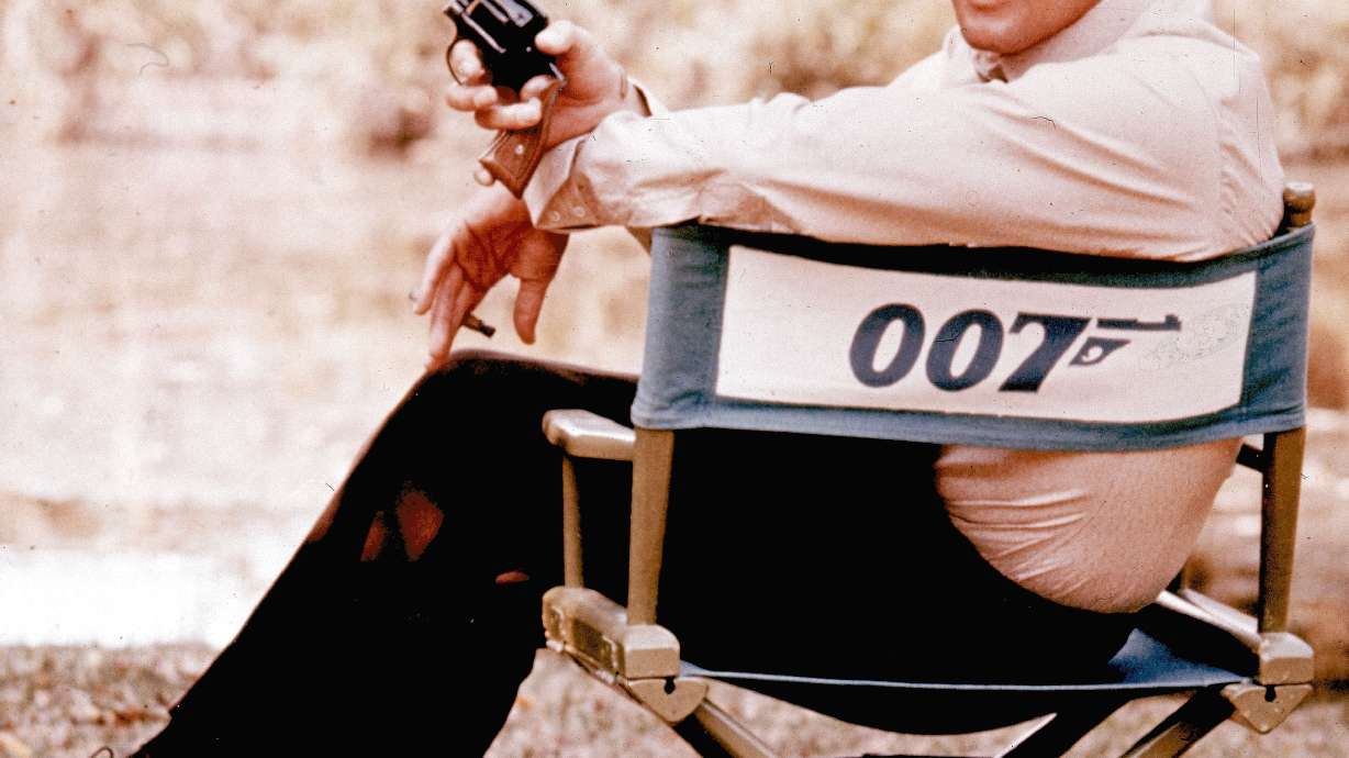 With an arched brow, Roger Moore found humor in Bond, life