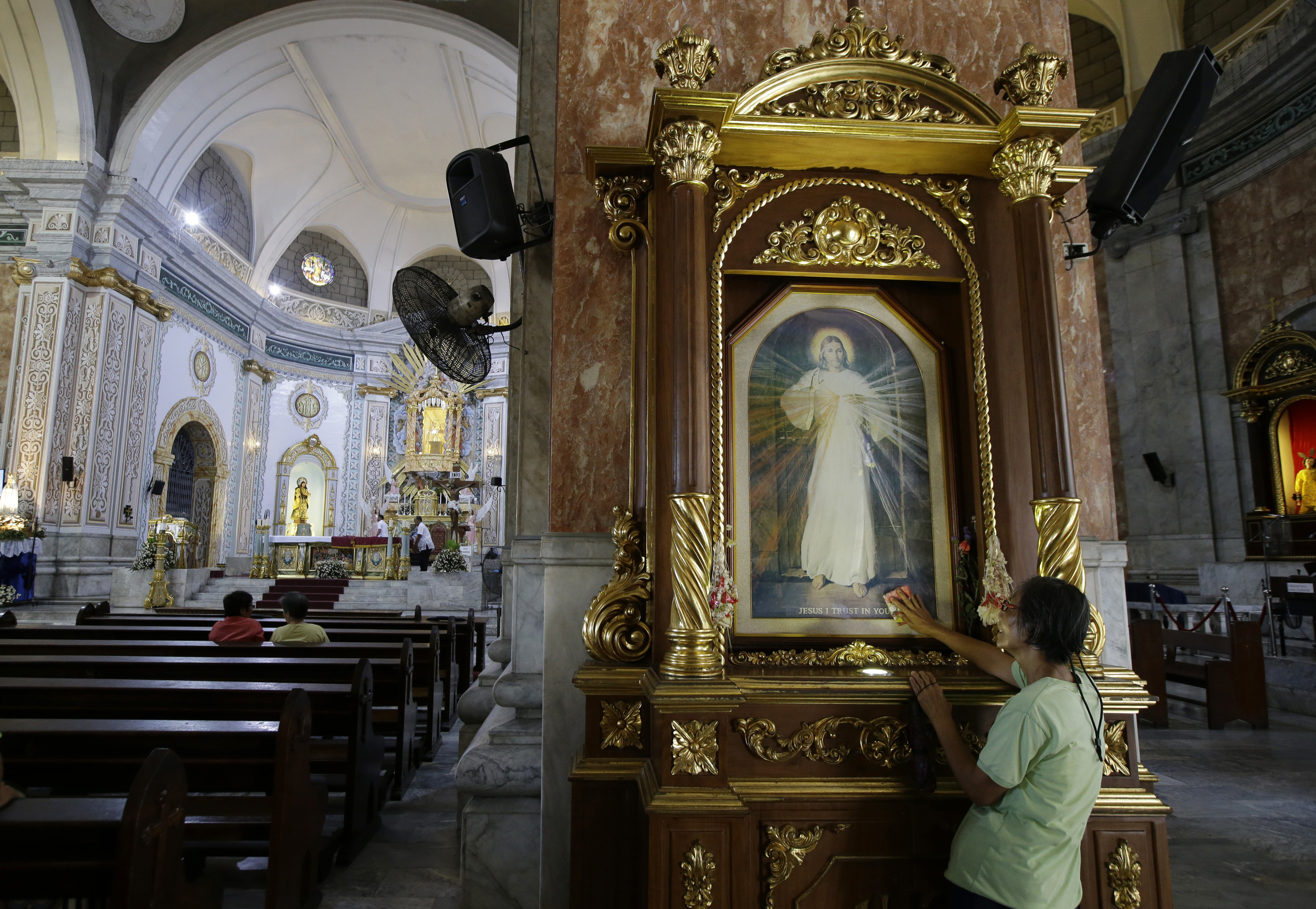 The Latest: Foreign fighters among militants in Philippines