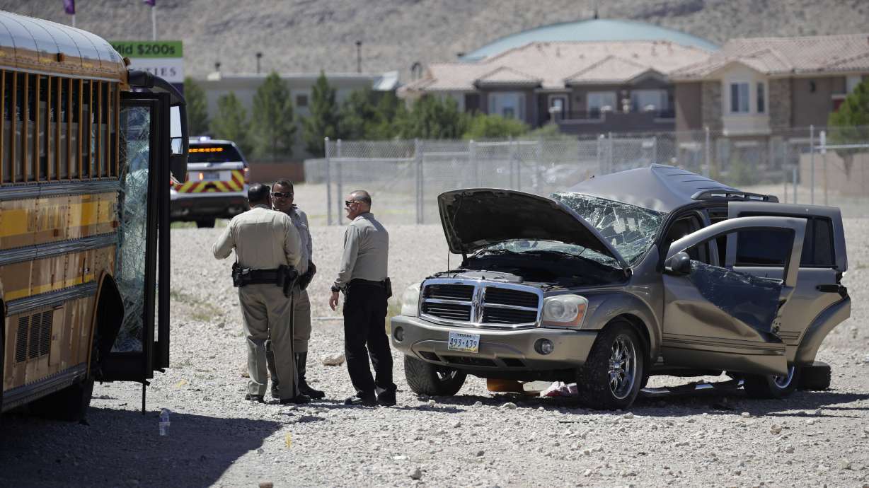 11 hurt, most with minor injuries, in Vegas school bus crash