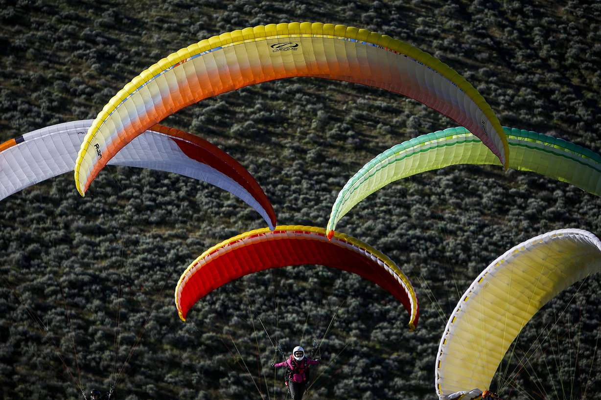 Tonia Fox, of San Francisco, runs towards a launching off point during a gathering for women from around the United States at the Point of the Mountain in Draper on Saturday, May 27, 2017. (Photo: Nicole Boliaux, Deseret News)