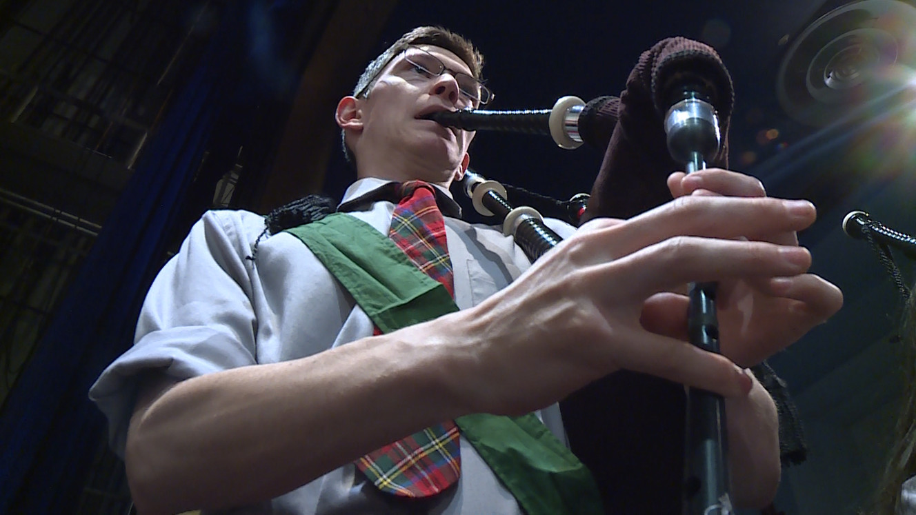 A student plays the bagpipes at Ben Lomond High School. (Photo: Ray Boone)