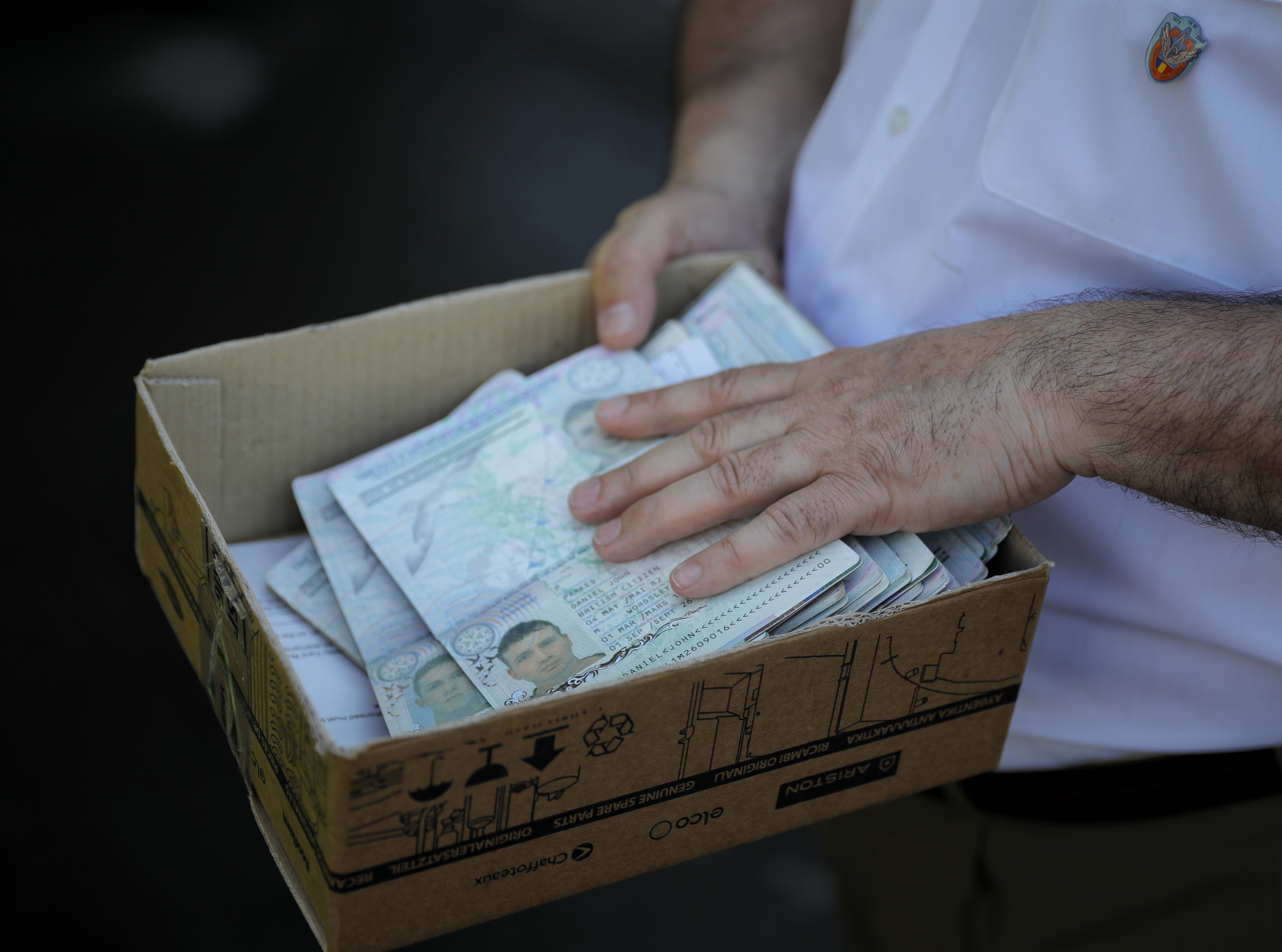 Greek protesters hold up Albanian convoy going to NATO drill