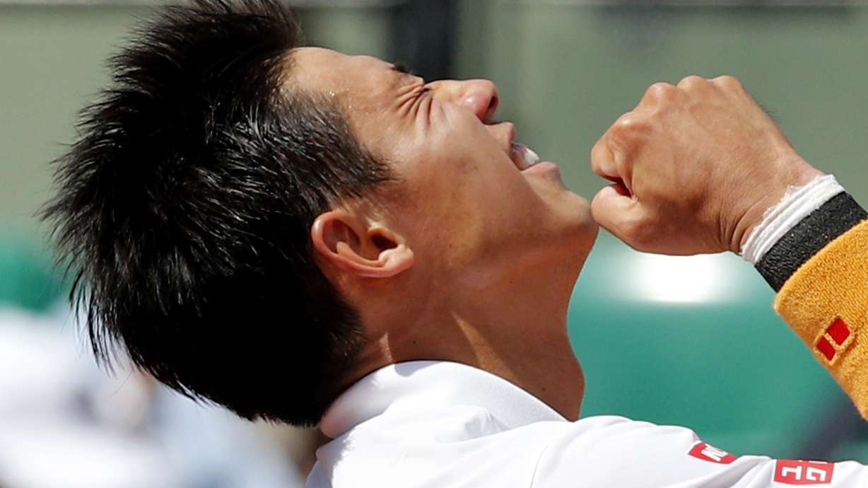 Luck and perfect tennis sends Nishikori to French Open QF