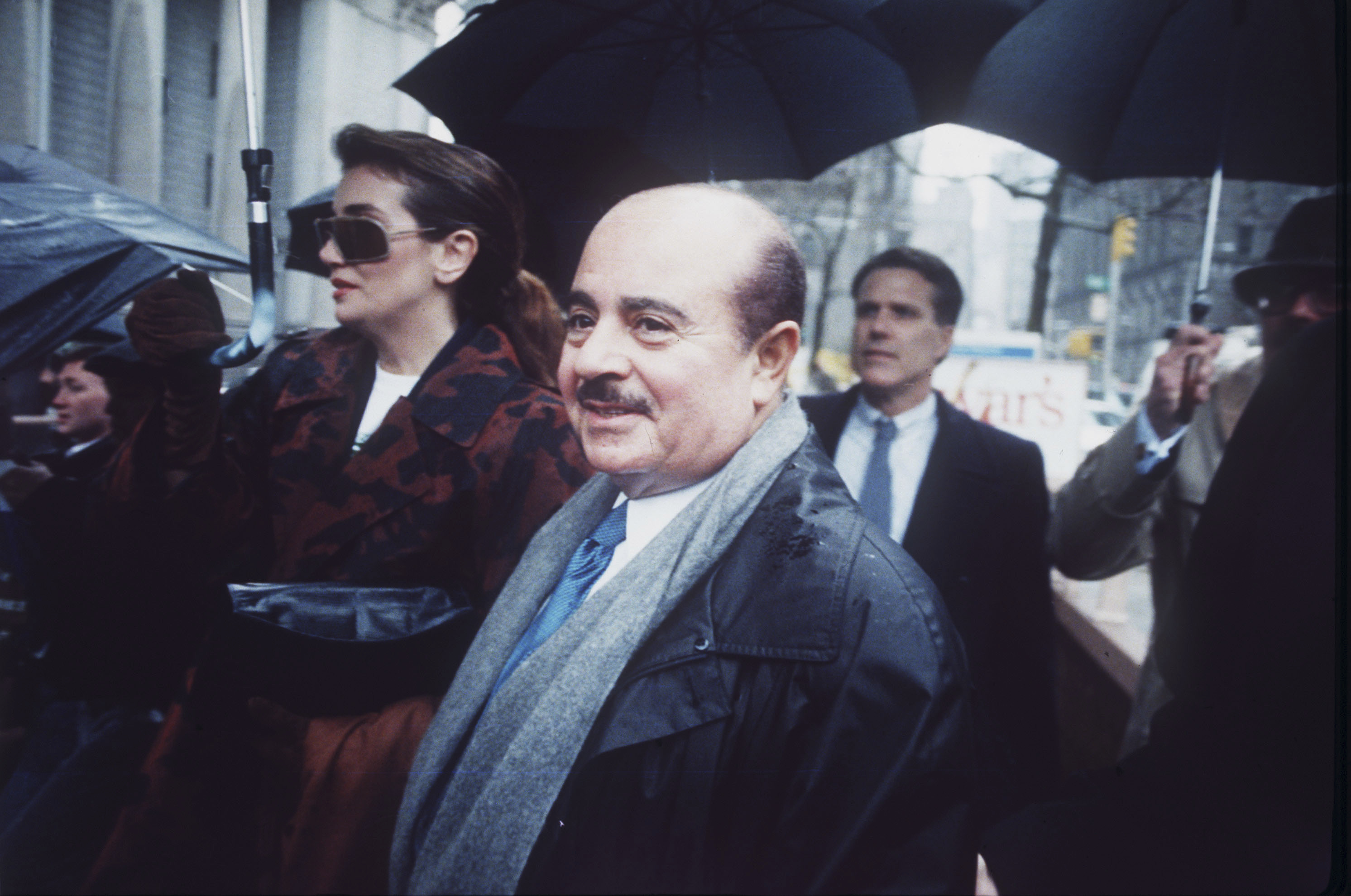Family says arms dealer Adnan Khashoggi dies at 81