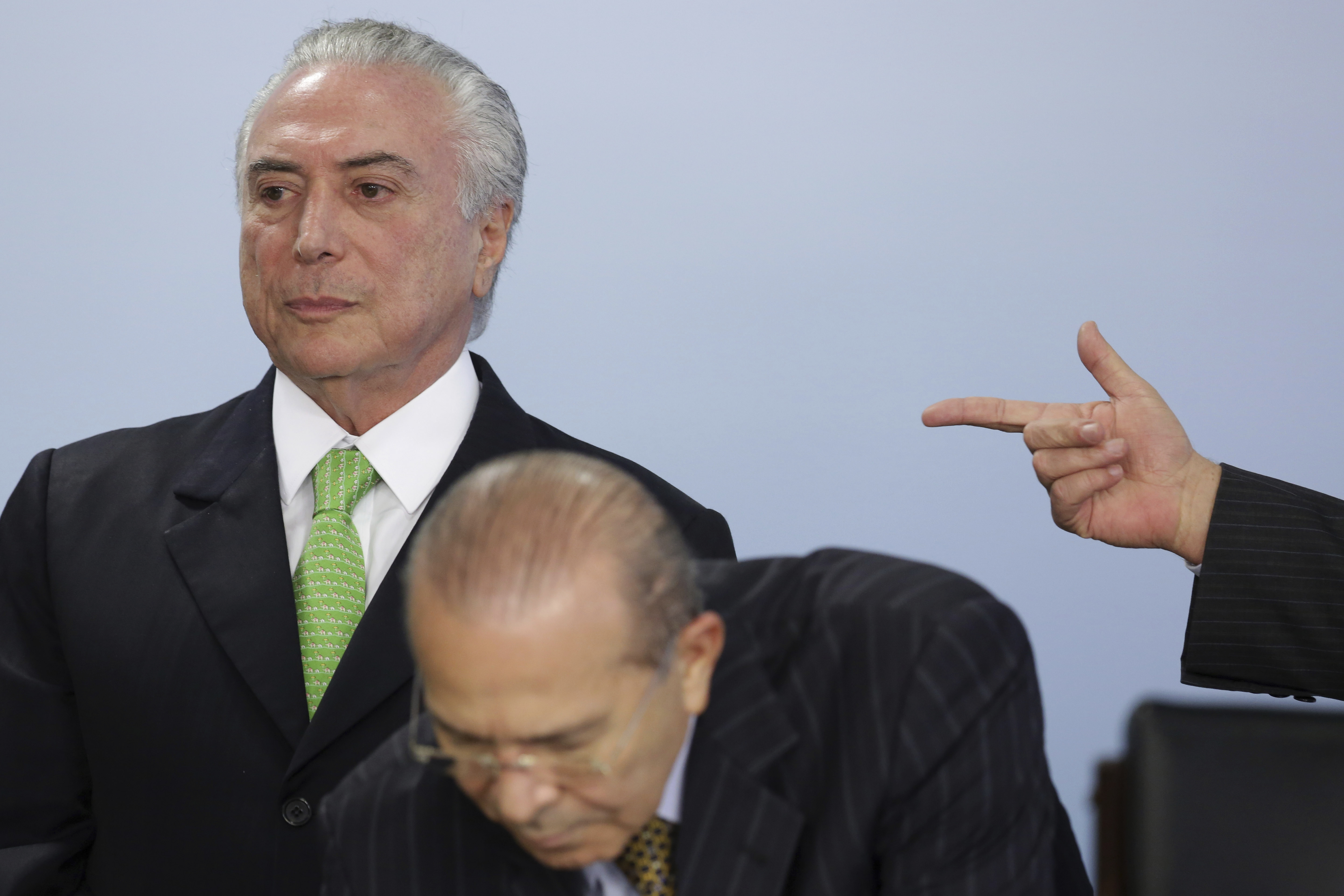 Brazil judges clash over evidence in case against president