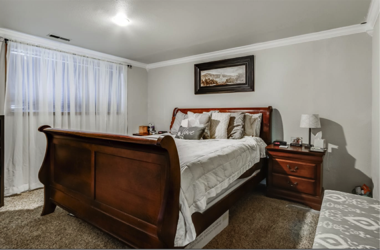 White ceiling trim adds contrast and lifts the eye